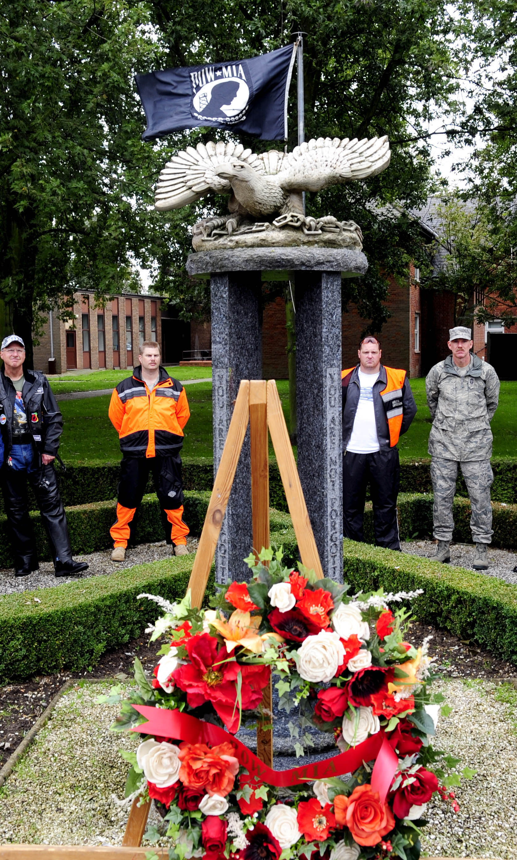 Motorcycle rally rolls out to honor war memorials > Royal Air Force