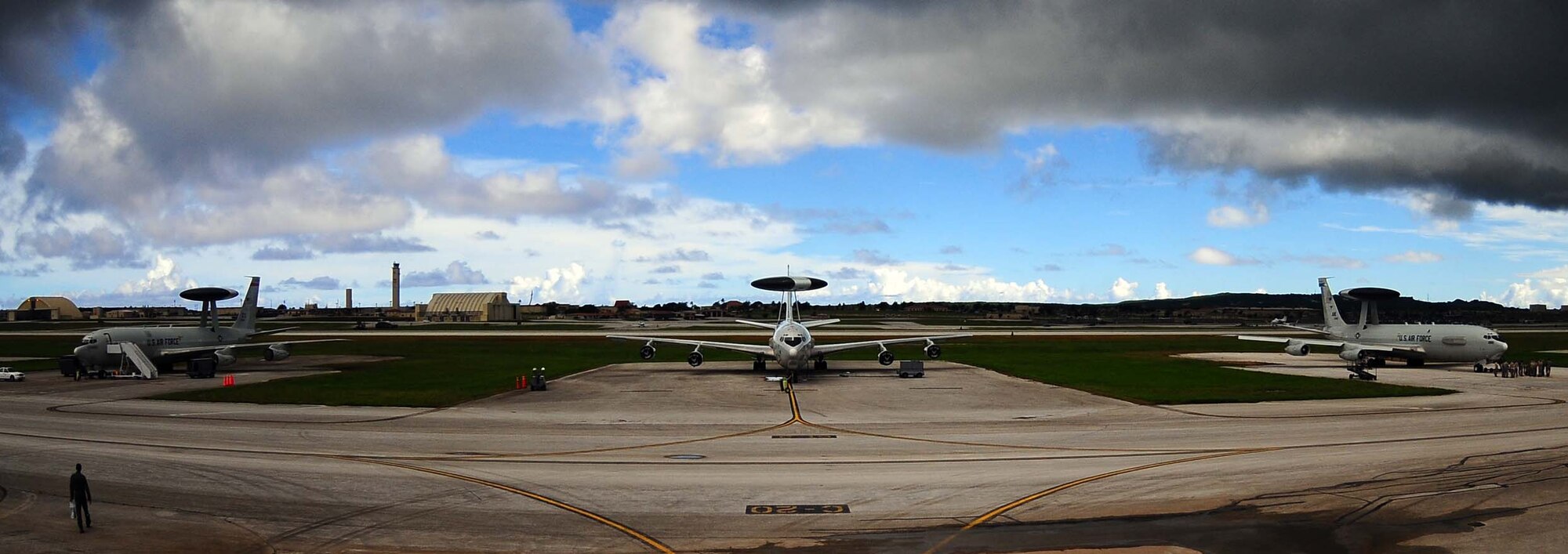 ANDERSEN AIR FORCE BASE, Guam -- For the first time in 41 years, three squadrons, which were components of the 551st Airborne Early Warning and Control Wing, Ottus Air Force Base Mass., have re-united to take part in the U.S. Pacific Command exercise, Valiant Shield 2010. More than 140 Airmen are deployed here from the 960th Airborne Air Control Squadron at Tinker Air Force Base, Okla., the 961st AACS from Kadena Air Base, Japan, and the 962nd AACS at Elmendorf Air Force Base, Alaska. (U.S. Air Force photo/ Airman Julian North)