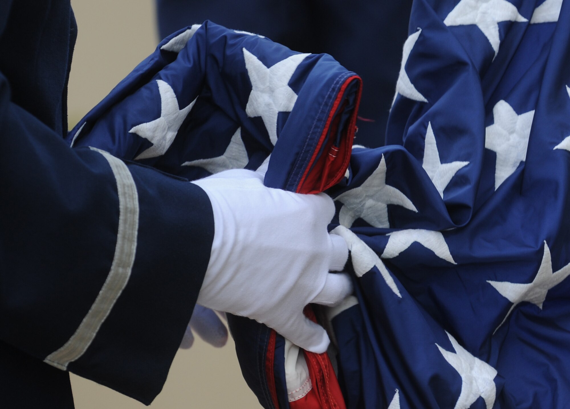 The Air Force Sergeants Association organized a POW/MIA 24-hour relay at Joint Base Pearl Harbor-Hickam, Hawaii, followed by a reveille and wreath-laying ceremony Sept. 17 to honor those 81,864 who are prisoners of war or missing in action. (U.S. Air Force photo/Staff Sgt. Carolyn Viss)