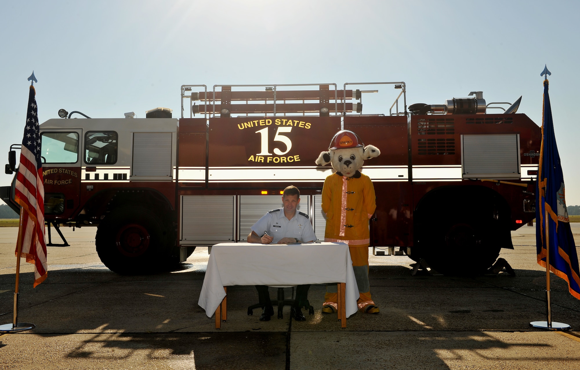 MOODY AIR FORCE BASE, Ga. -- Col. Gary Henderson, 23rd Wing commander, signs a proclamation declaring Fire Prevention Week here Sept. 20. During the week, Moody’s Fire Department will be spreading awareness for fire prevention and safety. (U.S. Air Force photo/Airman 1st Class Joshua Green)
