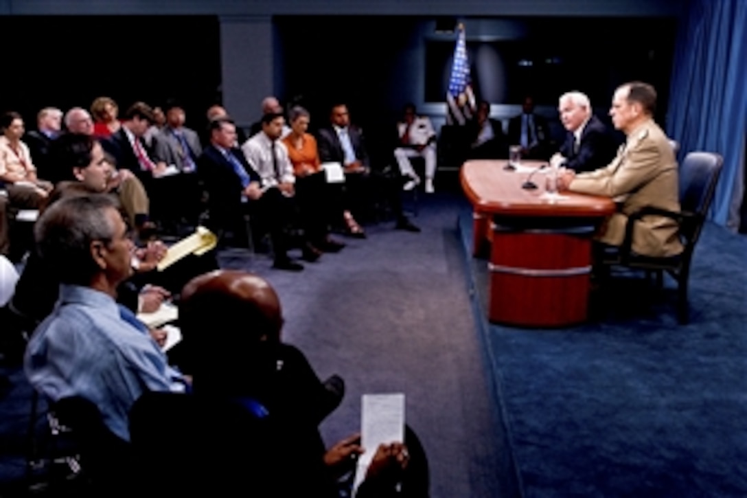 Defense Secretary Robert M. Gates and Navy Adm. Mike Mullen, chairman of the Joint Chiefs of Staff, address the media during a briefing at the Pentagon, Sept. 23, 2010.







