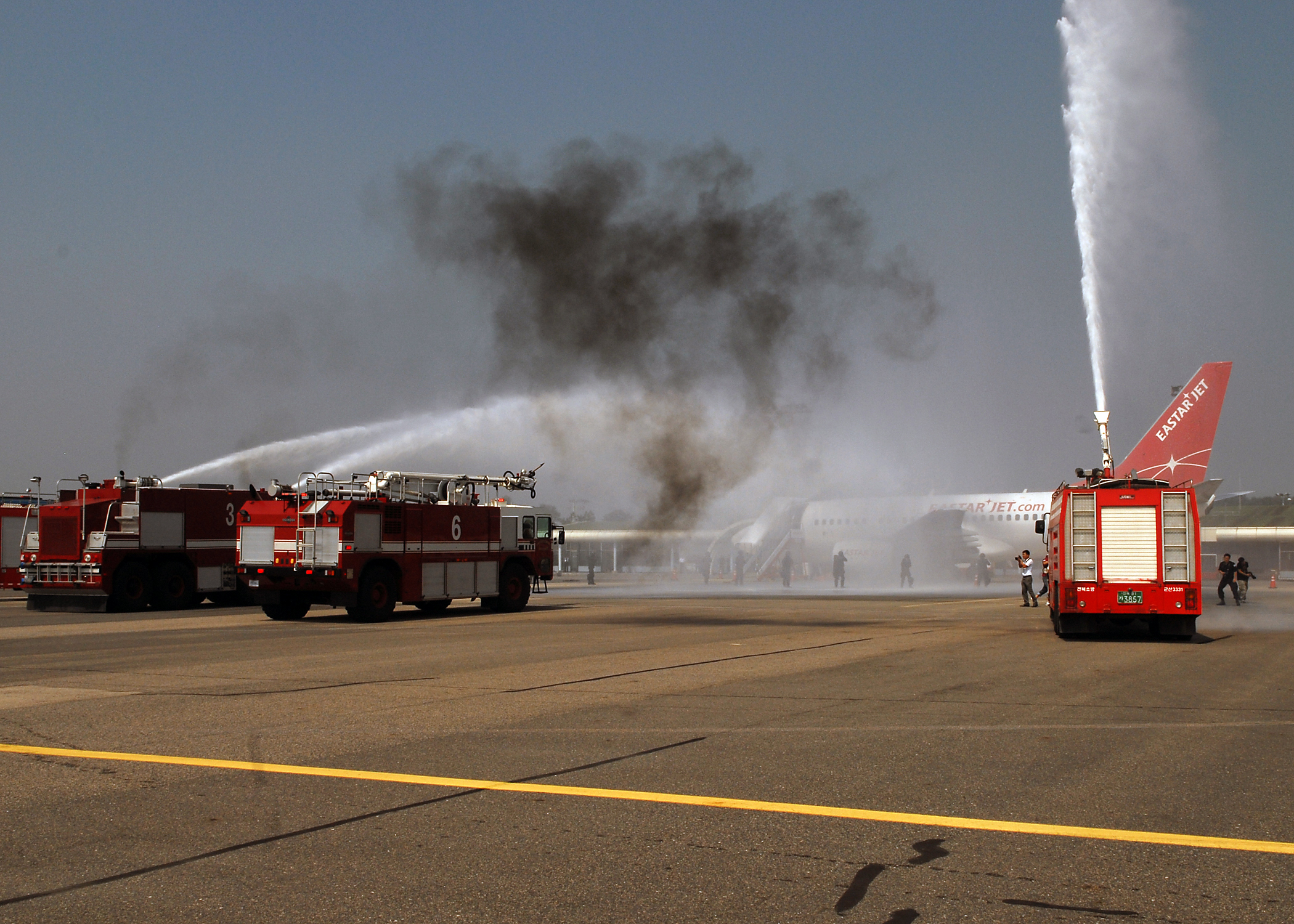 First responders train to support airport > Air Force > Article Display