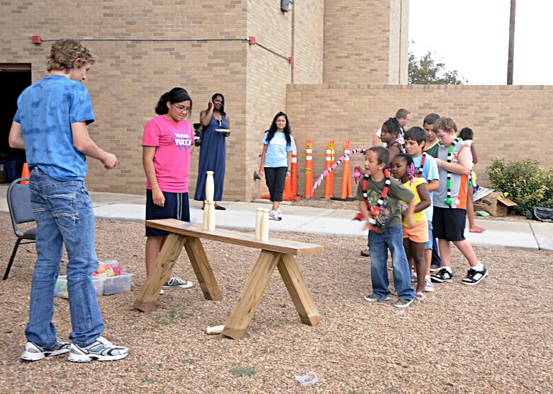 Cannon kids enjoy day of play > Cannon Air Force Base > Article Display
