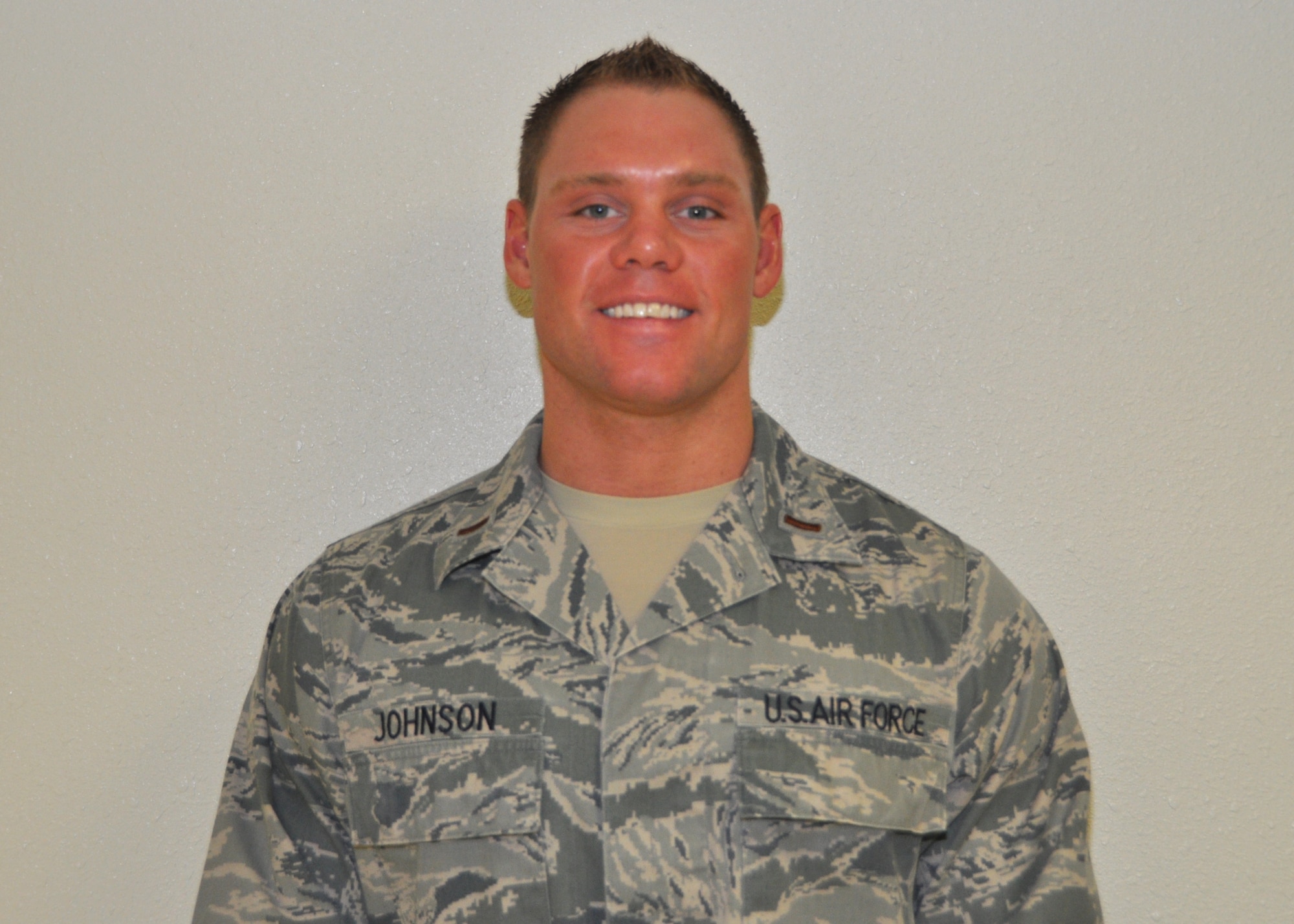 Second Lt. Chris Johnson, 81st Medical Group Hospital’s surgical inpatient unit.  (U.S. Air Force photo by Steve Pivnick)