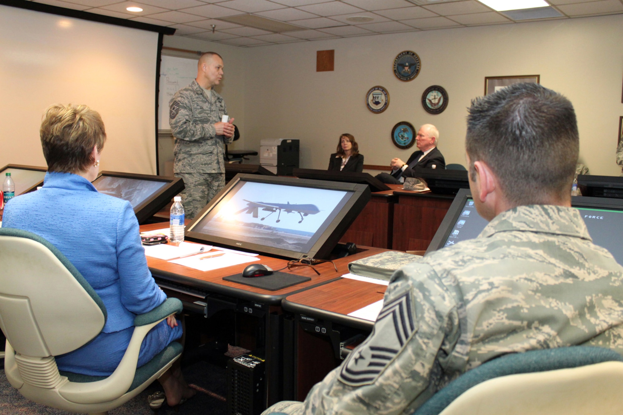 Chief Master Sgt. of the Air Force James Roy discusses enlisted force development with the nuclear weapons career field enlisted developmental team March 31 at the Air Force Personnel Center at Randolph Air Force Base, Texas. (U.S. Air Force photo/Tech. Sgt. Steve Grever)