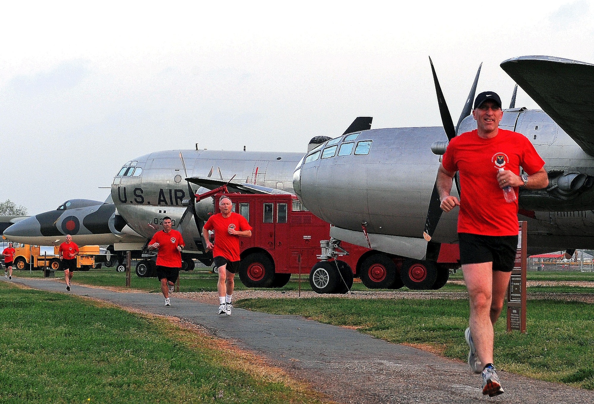 Attendees of the second annual Air Force Global Strike Command Spring
Commander's Conference participated in a 5K run March 23 at Barksdale Air
Force Base, La.  The run was intended to build camaraderie between Global
Strike wing commanders, command chiefs and spouses. (U.S. Air Force
photo/Senior Airman La'Shanette V. Garrett)
