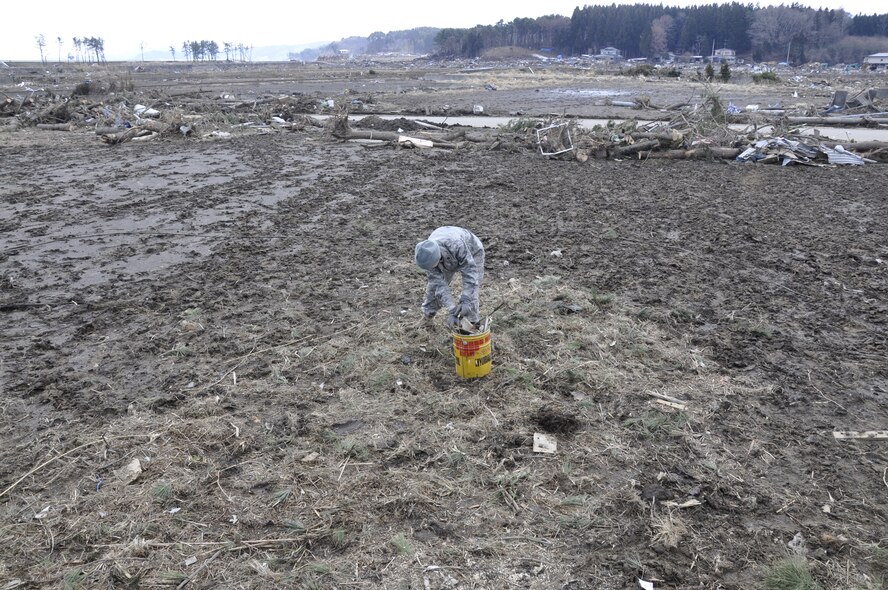 Japan tsunami 2011 video image