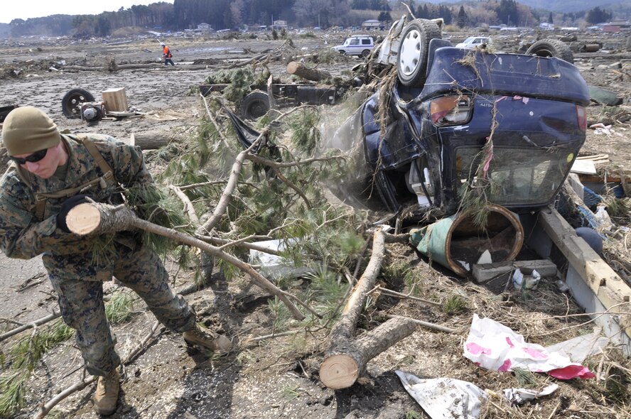 2011 japan tsunami images picture