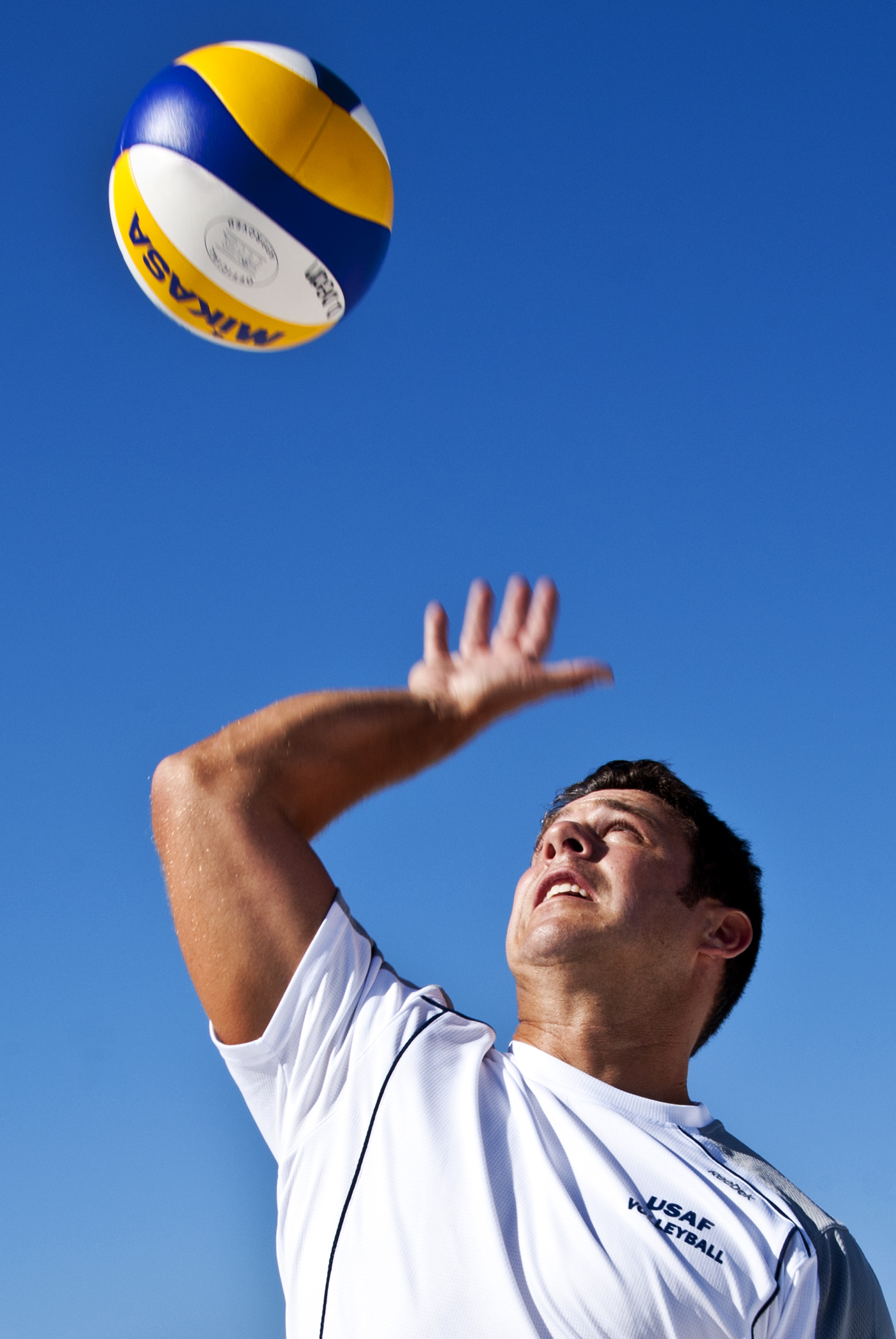 Reservist selected for AF beach volleyball team > Air Force Reserve Command  > News Article