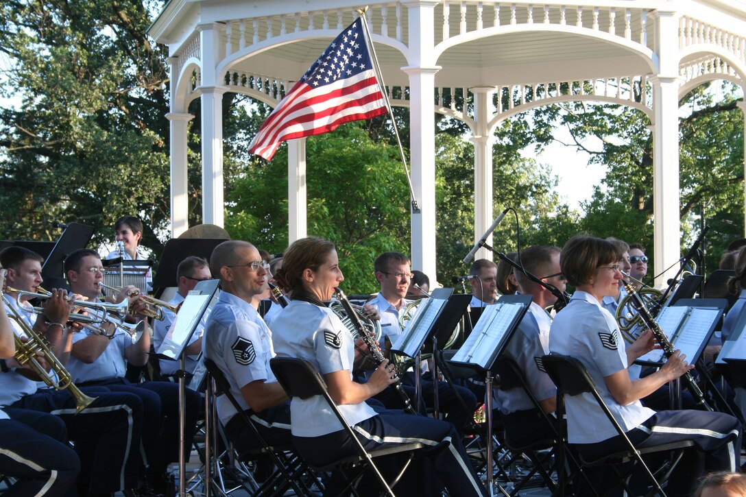 The concert band performs a typical summer show in July, 2009. (U.S. Air Force photo/SSgt Dan Bentley)