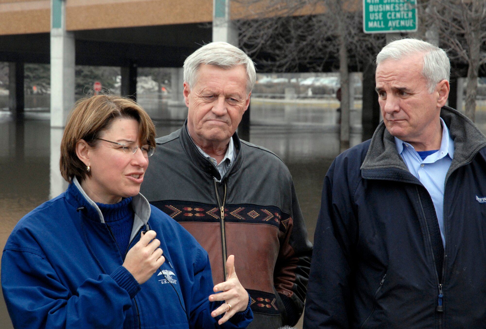 MOORHEAD, Minn. Gov. Mark Dayton, Senator Amy Klobuchar and Rep. Collin Peterson visited the Moorhead area Saturday, April 9, as the city braced for the Red River to crest.  They toured two towns to view flood preparations and discuss state flood aid with local officials.  At the direction of the governor's executive order, 200 members of the Minnesota National Guard have been activated for flood duty in western Minnesota.  Guard members are conducting levee patrols, monitoring water pumps and securing road blocks in the communities of Moorhead, Oakport and Georgetown, Minn.  