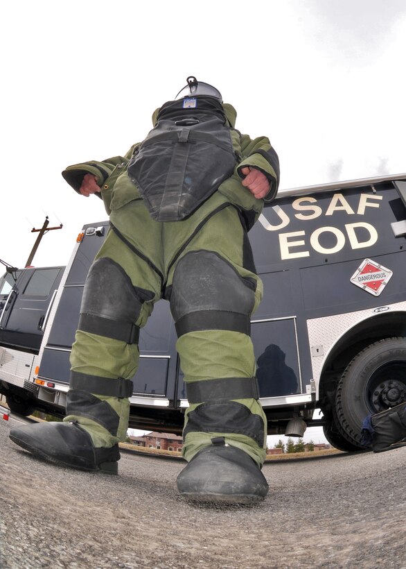 914th Airlift Wing member Senior Airman William Staley prepares for his Explosive Ordnance Disposal Flight training with some hands on experience, April 3, 2011 Niagara Falls Air Reserve Station, NY. Airman Staley is currently waiting for the date when he can go to his technical training school. (U.S. Air Force photo by Staff Sgt. Joseph McKee)