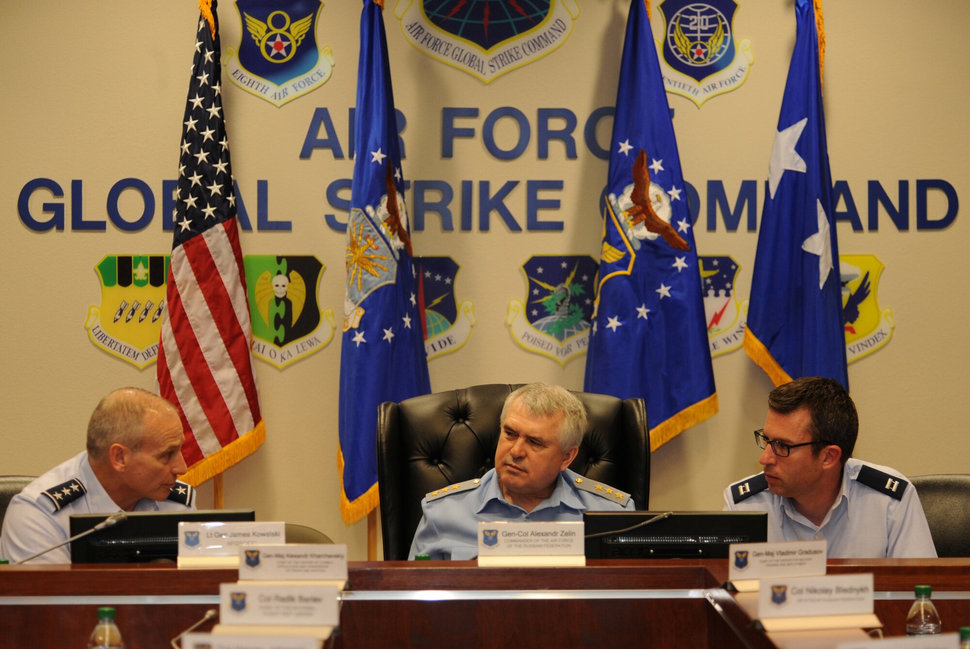 BARKSDALE AIR FORCE BASE, La - General-Colonel Alexander Nikolayevich Zelin,
Commander-in-Chief of the Russian Federation Air Force and Lt. Gen James
Kowalski, Air Force Global Strike Command commander, discuss training,
safety and areas of common interest after a Global Strike Command mission
briefing, as Capt. John Morash listens on, April 4.  The Russian Air Chief
visited the command, April 4, as part of the Chief of Staff of the Air
Force's counterpart visit program.  (U.S. Air Force photo/Master Sgt. Corey
A. Clements)