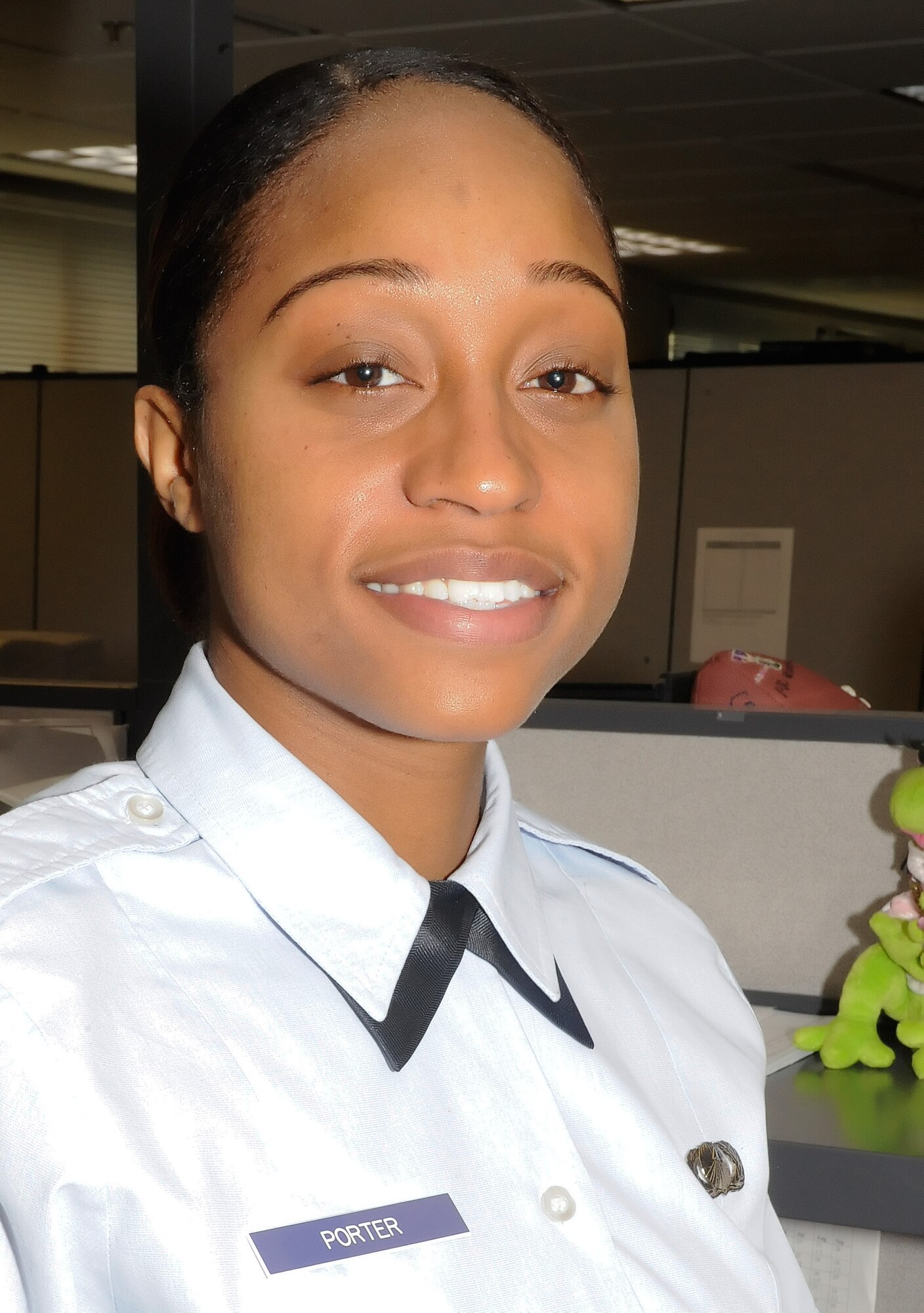 “I’m using my money to pay off student-loans. So far, my return has helped me make a dent in my debt.”
– Airman 1st Class Letiesha Porter, 436th Comptroller Squadron financial services technician
