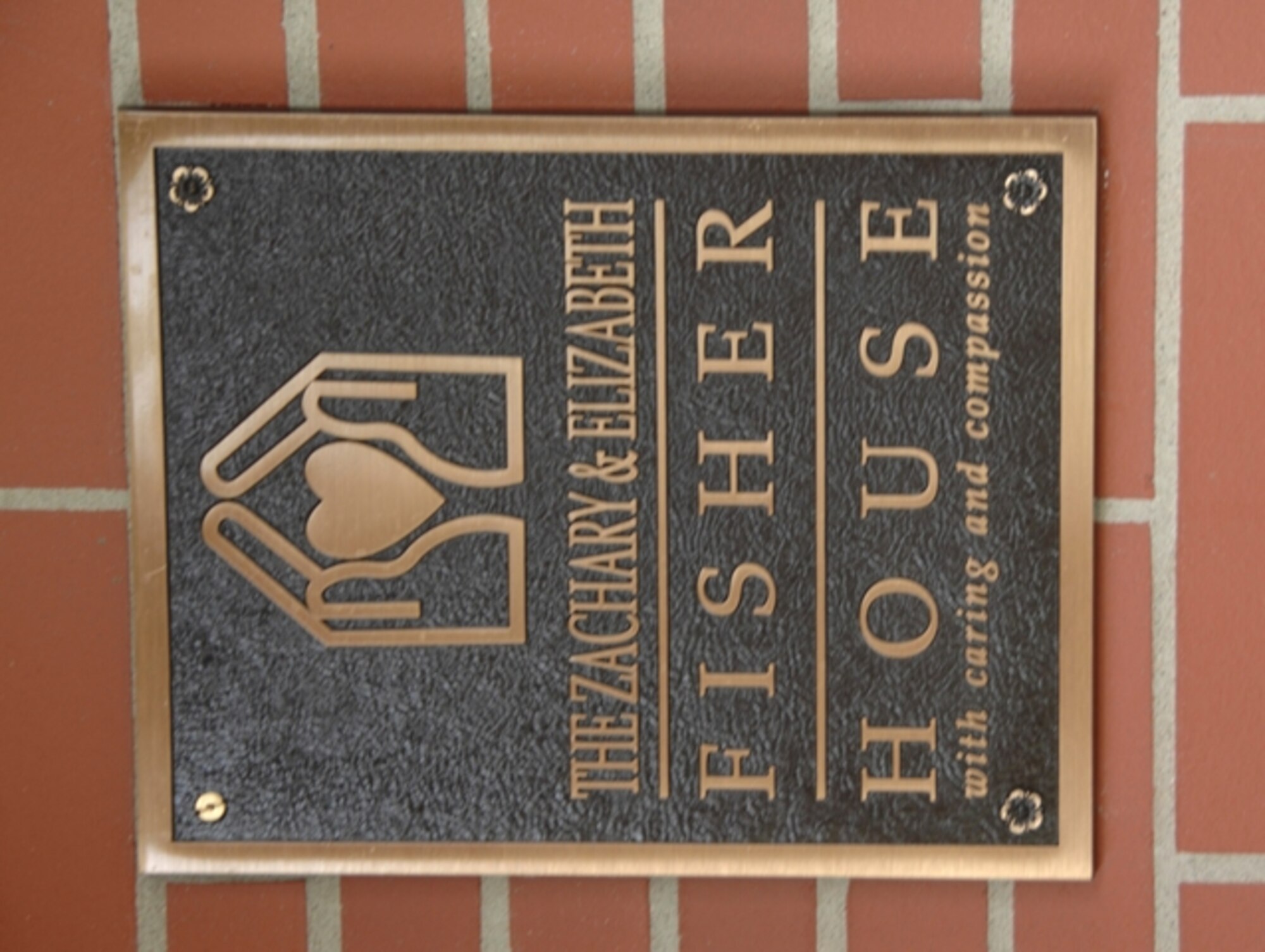 A ribbon cutting ceremony for the new Fisher House will be held
April 29, 2011 at 10 a.m.  Those with base access are welcome to attend the
ceremony. A shuttle service will be provided from the Arnold House parking
lot at 9 a.m.  There will be no parking available at the Fisher House. The
10,000 square-foot Fisher House replaces the Nightingale House, and it was
officially opened on April 15.  It has 12 bedrooms and 12 ½
handicapped-accessible and ADA compliant bathrooms. (U.S. Air Force
photo/Ben Strasser)
