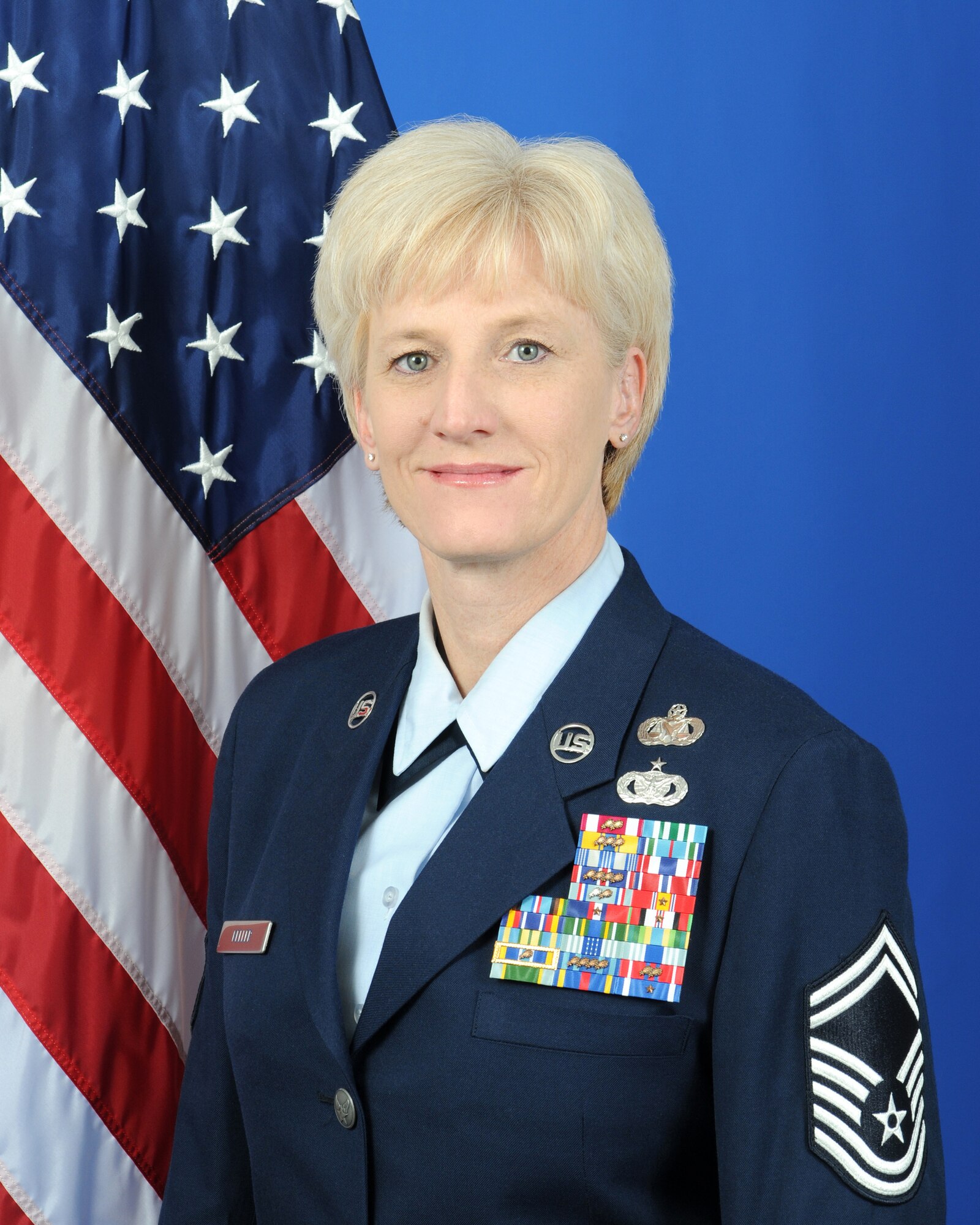 Outstanding paralegal senior noncommissioned officer — Senior Master Sgt.
Kimberlee Bauer, law office superintendant.  (U.S. Air Force photo by Adam Bond)
