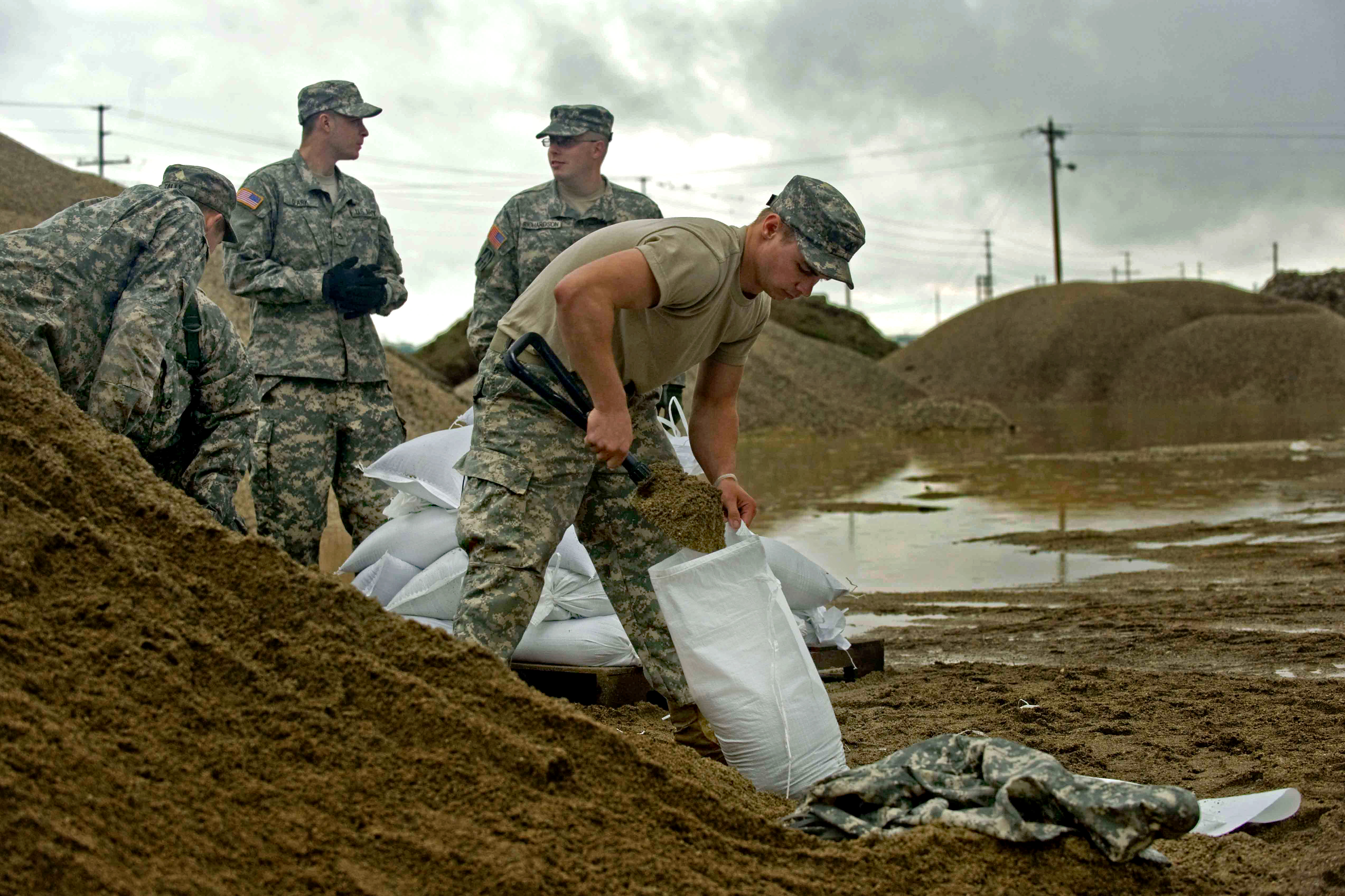 U.S. DEPARTMENT OF DEFENSE > Photos > Photo Gallery