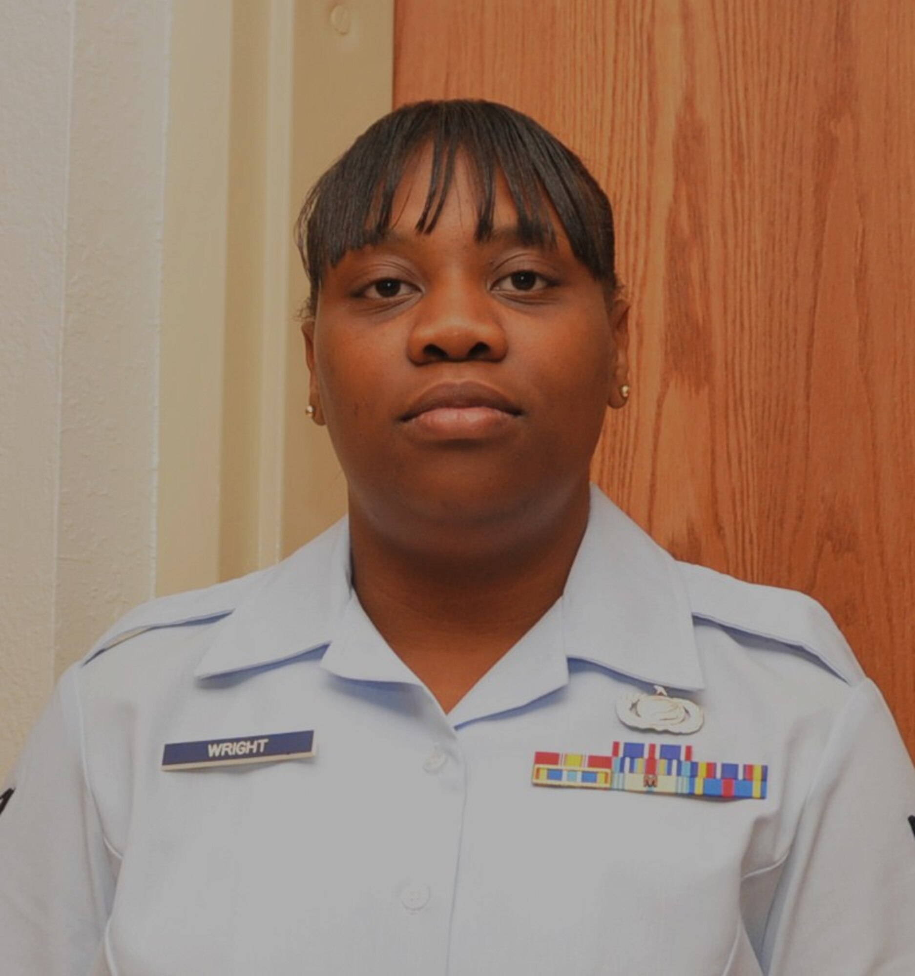 Tech. Sgt. Sherveta Wright, a member of the Tennessee Air National Guard from
Memphis, graduated from the personnel apprentice course in the 335th Training
Squadron with a perfect score, April 18.  (U.S. Air Force photo by Airman 1st Class Heather Heiney)