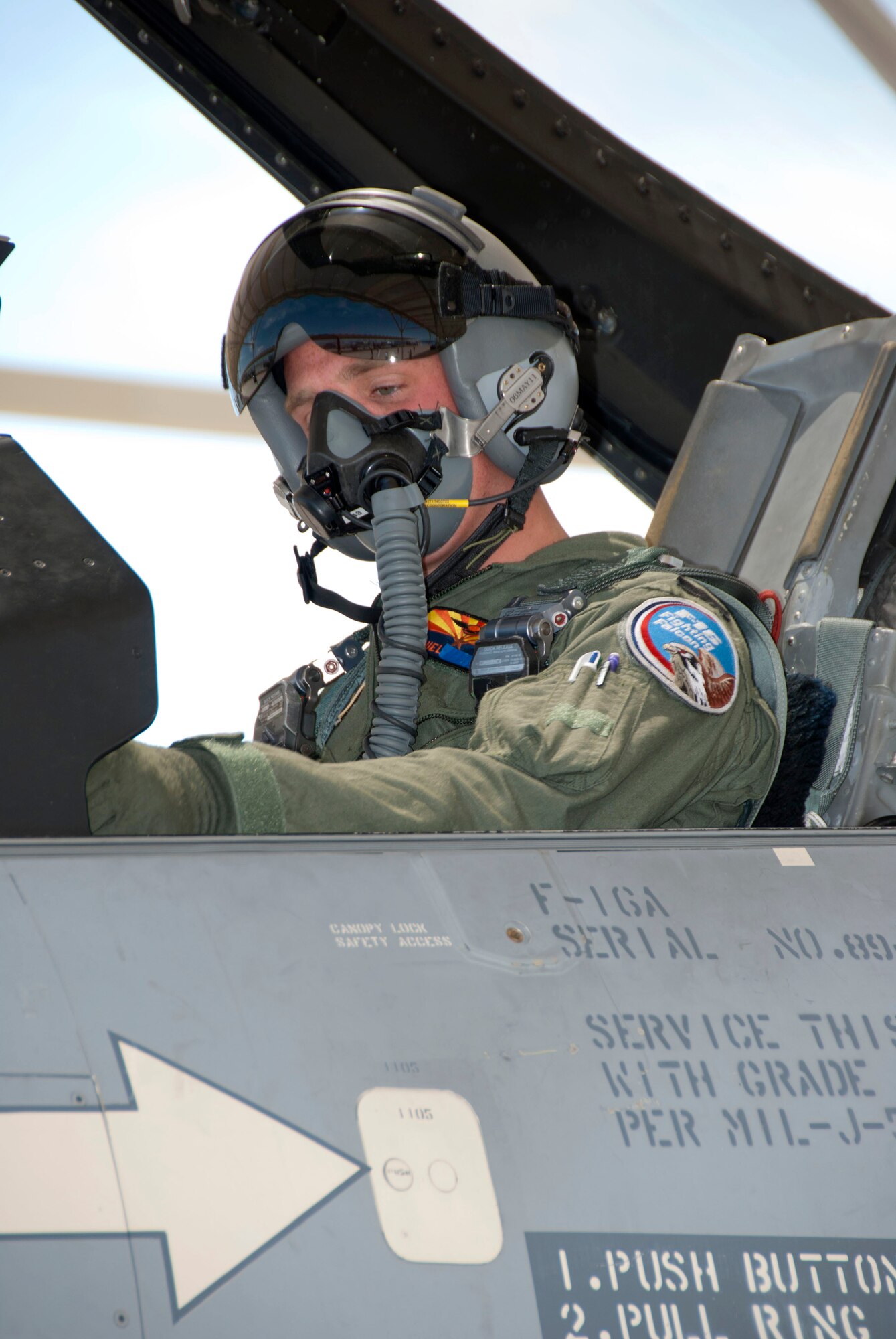 Lt. Daniel, a student F-16 pilot from the Royal Netherlands Air Force, prepares for a training flight on the 162nd Fighter Wing flightline, April 28. He’s one of the first Dutch students to train in Tucson since the RNLAF program was re-introduced at the wing in January. The Dutch previously trained with the wing from 1989 through 2007. Lt. Daniel’s last name is omitted for security purposes. (U.S. Air Force photo/Master Sgt. Dave Neve)
