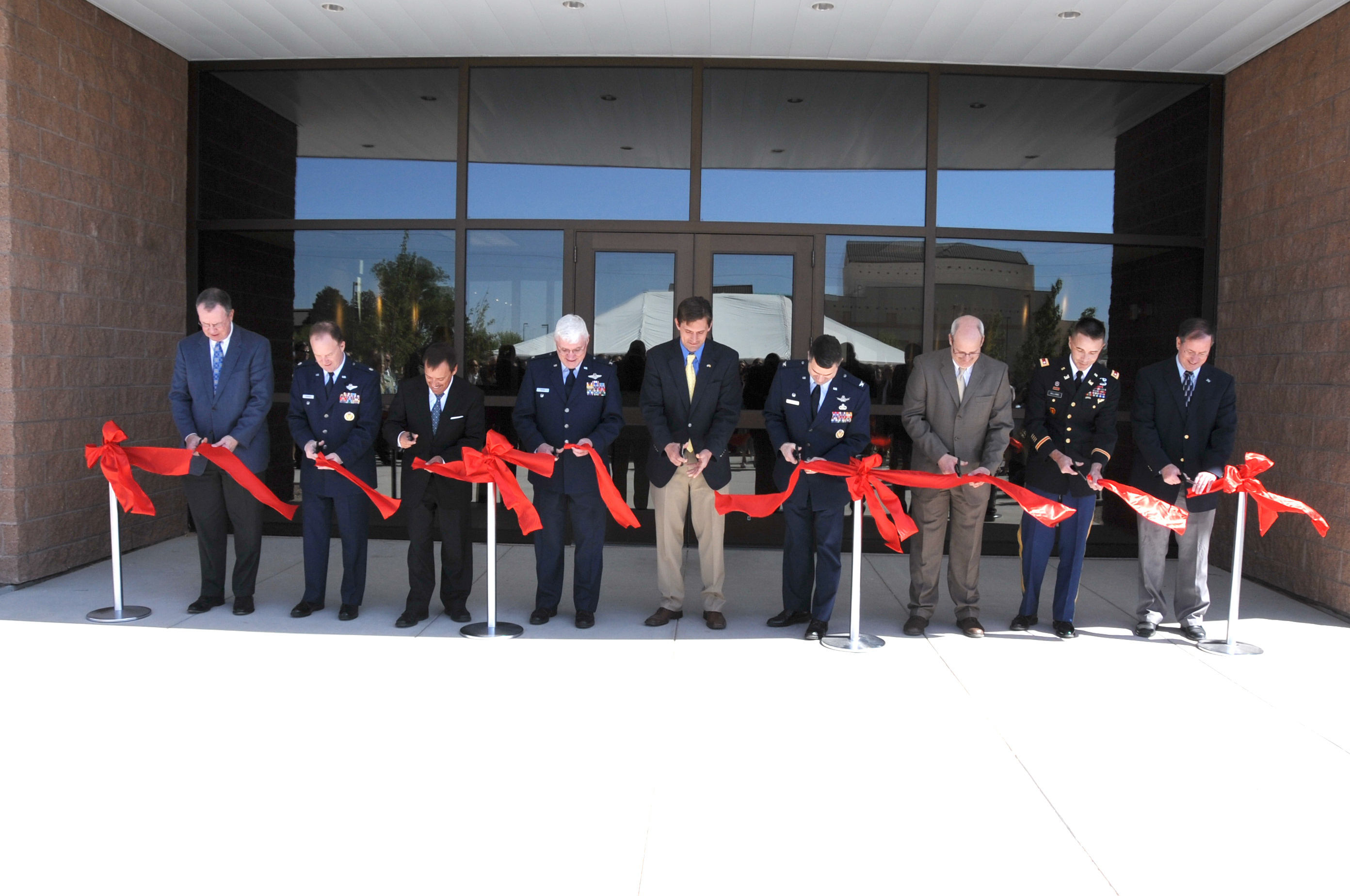 AFRL opens new facility at Kirtland AFB > WrightPatterson AFB