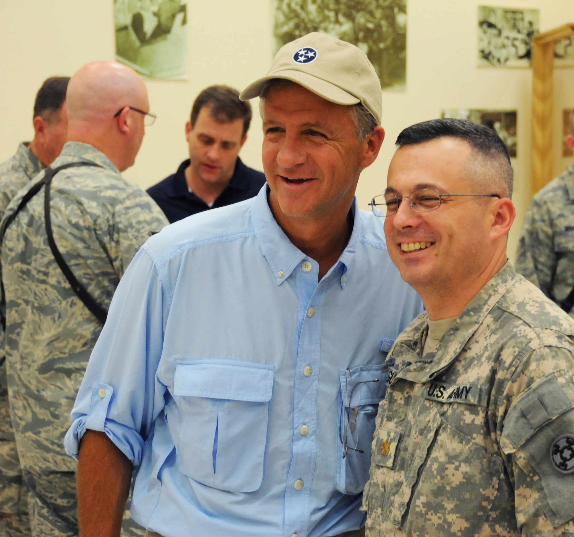 Tennessee Governor Bill Haslam meets with a service member at Joint Base Balad, Iraq. Haslam along with governors from Utah, Kentucky and Nevada are traveling throughout U.S. Central Command to meet with service members from their states. (U.S. Air Force photo by Senior Airman Jeffrey Schultze)

 
