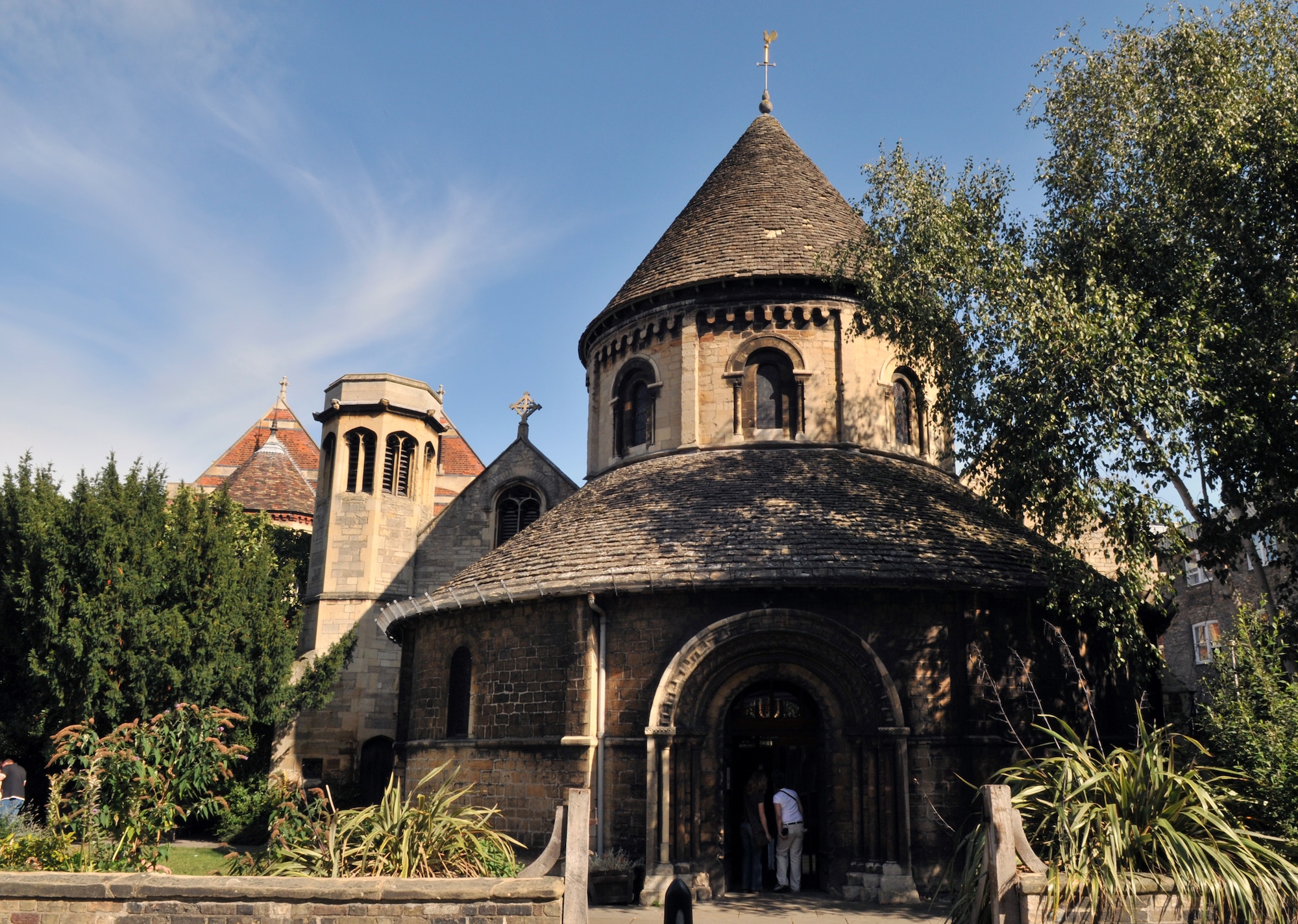 CAMBRIDGE, England - ‘Round Church’ in Cambridge, England, is a spectacular sight, located on Bridge Street, right in the center of town.  Round Church is actually called The Church of the Holy Sepulchre and was built in the 1100s. (U.S. Air Force photo/Tech. Sgt. Kevin Wallace)