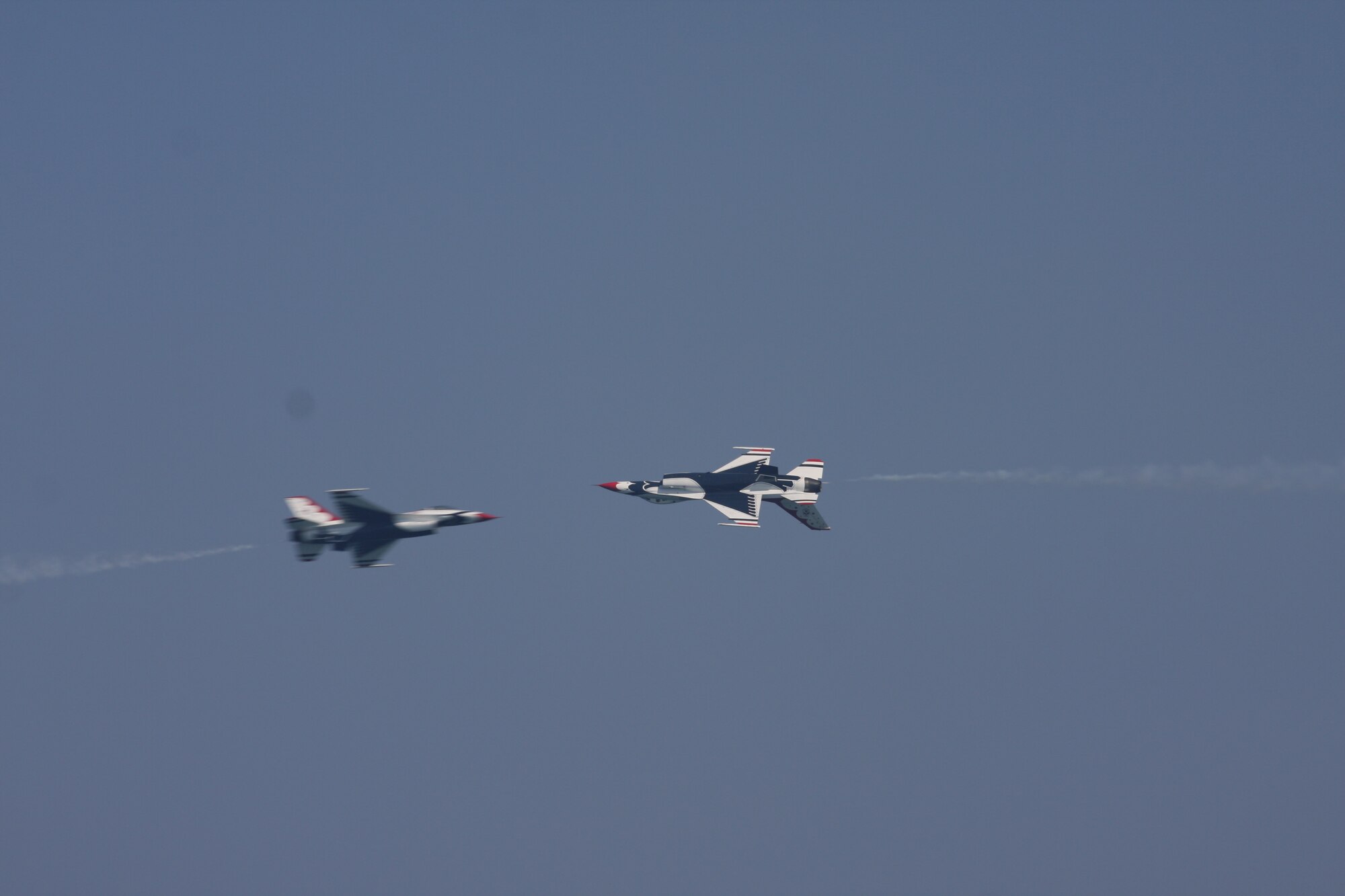 The Thunderbirds perform a high-speed pass at close range during the 2011 Milwaukee Air and Water Show on Saturday, August 6.  During flight formations, the Thunderbirds fly 18 inches apart, and their show is filled with high speed, attention-grabbing maneuvers and displays of precision.  (U.S. Air Force photo by Master Sgt. Kenneth Pagel / Released)