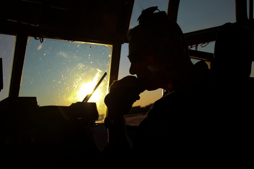 PITTSBURGH IAP ARS, PA -- 1st Lt. Charlie Baker, 758th Airlift Squadron pilot, talks with air crew members during a preflight inspection, Aug. 11. Preflight inspections are performed before every flight to ensure the aircrew have everything they need for the flight, along with making sure the aircraft is working properly. (U.S. Air Force photo/Senior Airman Joshua J. Seybert)