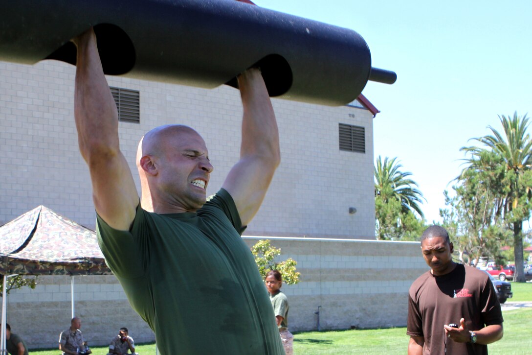 CH-46E Sea Knights with Marine Medium Helicopter Squadron 268 (Reinforced) spin their blades at a desert arming-and-refueling point Aug. 16 where Marines serving with the squadron refueled the helicopters that carried riflemen from an oceangoing ship 200 miles away, allowing a heliborne raid company to press on to its nighttime training objective miles away. Marines serving with the 11th Marine Expeditionary Unit’s reinforced helicopter squadron set up and manned the position – operating at night and filling seven helicopters.