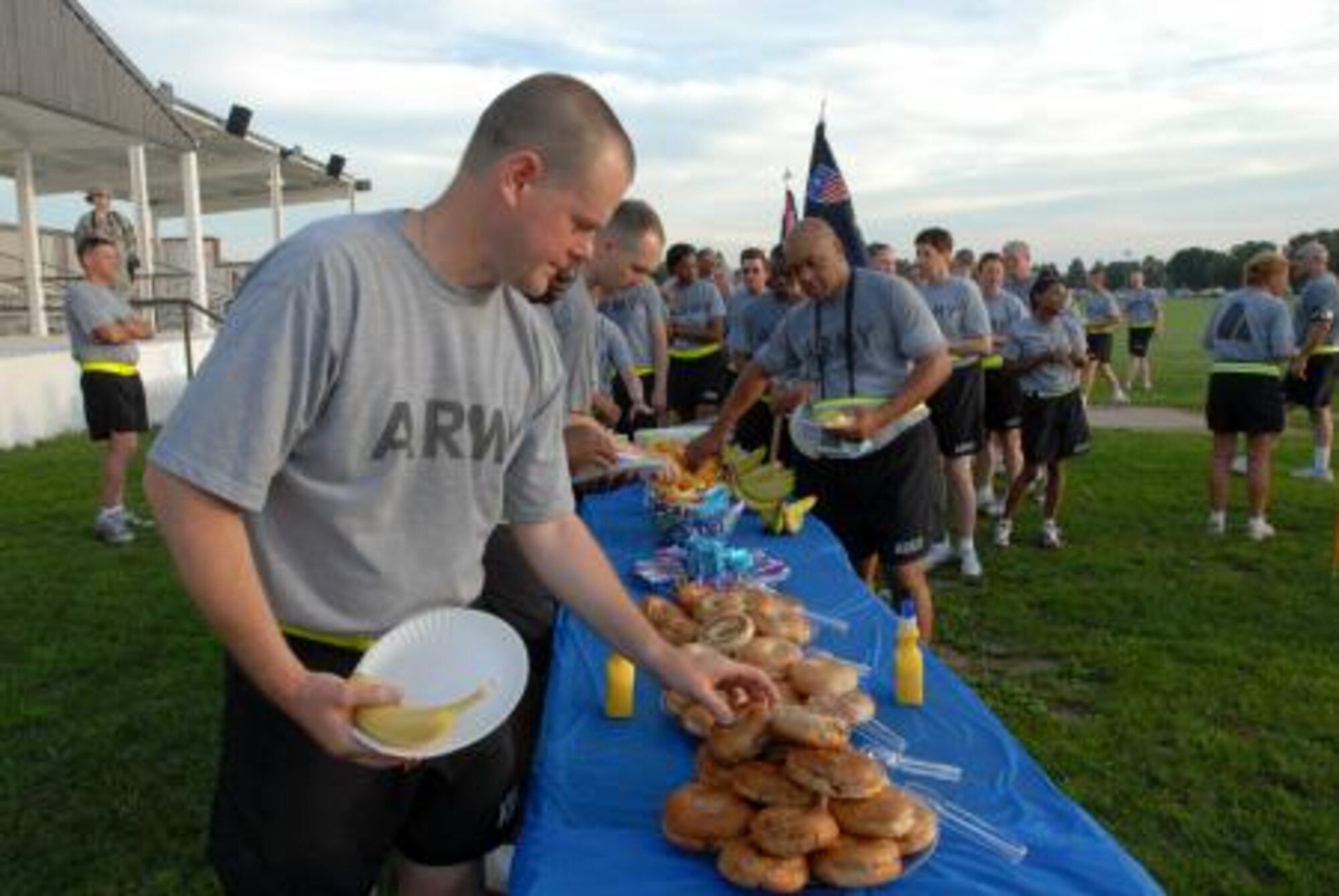 Soldiers participating in “Operation Checkerboard” woke up in the early morning hours to greet the first full moon for the month of August to conduct the first 5K Spiritual Resiliency Run as part of the Army’s new Comprehensive Soldier Fitness program. Participating in the early morning run were the 319th Army Band, from Fort Totten, N.Y.; the 94th Army Band, from East Windsor, Conn., the 198th Army Band, from Rochester, N.Y.; and the 380th Army Band, from Richmond, Va., Headquarters and Headquarters Company, 99th Regional Support Command. (U.S. Army photo by Staff Sgt. Shawn Morris/Released)

