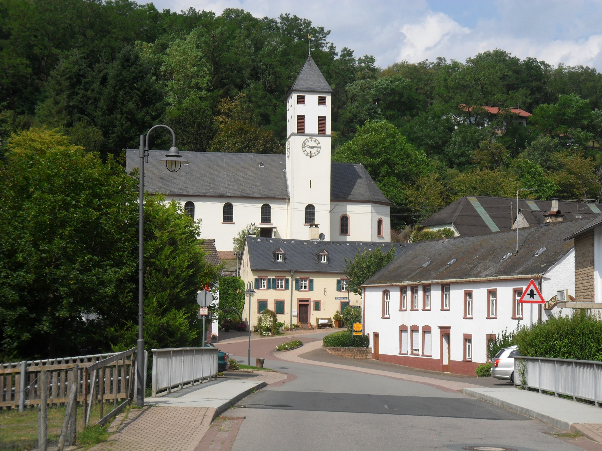 Niederkail, a town close to the base, will host its 800th anniversary festival Sept. 10-11 in the center of town. A tent will be set up in the market square, the heart of the community as shown in the photo. The U.S. Air Forces in Europe band Touch ‘n Go will perform a German-American friendship concert Sept. 10 from 6 to 7:30 p.m. at the tent. Their song list includes the best of rock, country, pop, and rhythm and blues. Base members are invited to enjoy the music and festival. (U.S. Air Force photo/Iris Reiff)