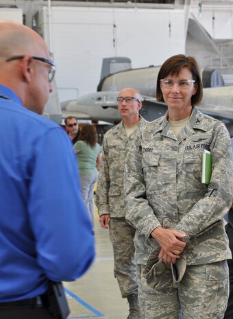 Gary Hebert, A-10 Deputy System program manager, presents information on the A-10's to Col. Sarah Zabel, 75th Air Base Wing commander, during a tour Aug. 17. Col. Zabel took command of the 75th ABW June 30. (U.S. Air Force photo by Senior Airman Melissa Dearstone)