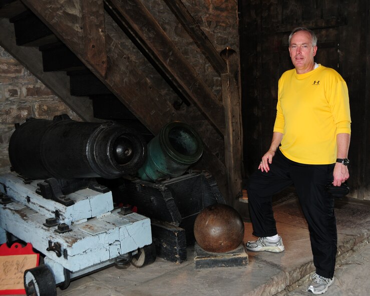 Junior Air Force Reserve Officers touring Fort Niagara, Youngstown N.Y. as part of the Junior Officer Leadership Development Seminar held 18-21 August 2011.  The seminar included briefings by senior officers and exercises that will help the junior officers with the career progression. (Air Force photo by Peter Borys)
