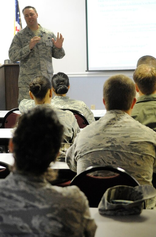 Tech. Sgt. Christopher Deane leads a personal readiness briefing Aug. 30 at the Airman and Family Readiness Center on Barksdale Air Force Base, La. The readiness program provides information and support to Airmen during all phases of deployment. (U.S. Air Force photo/Airman 1st Class Andrea F. Liechti) (RELEASED)