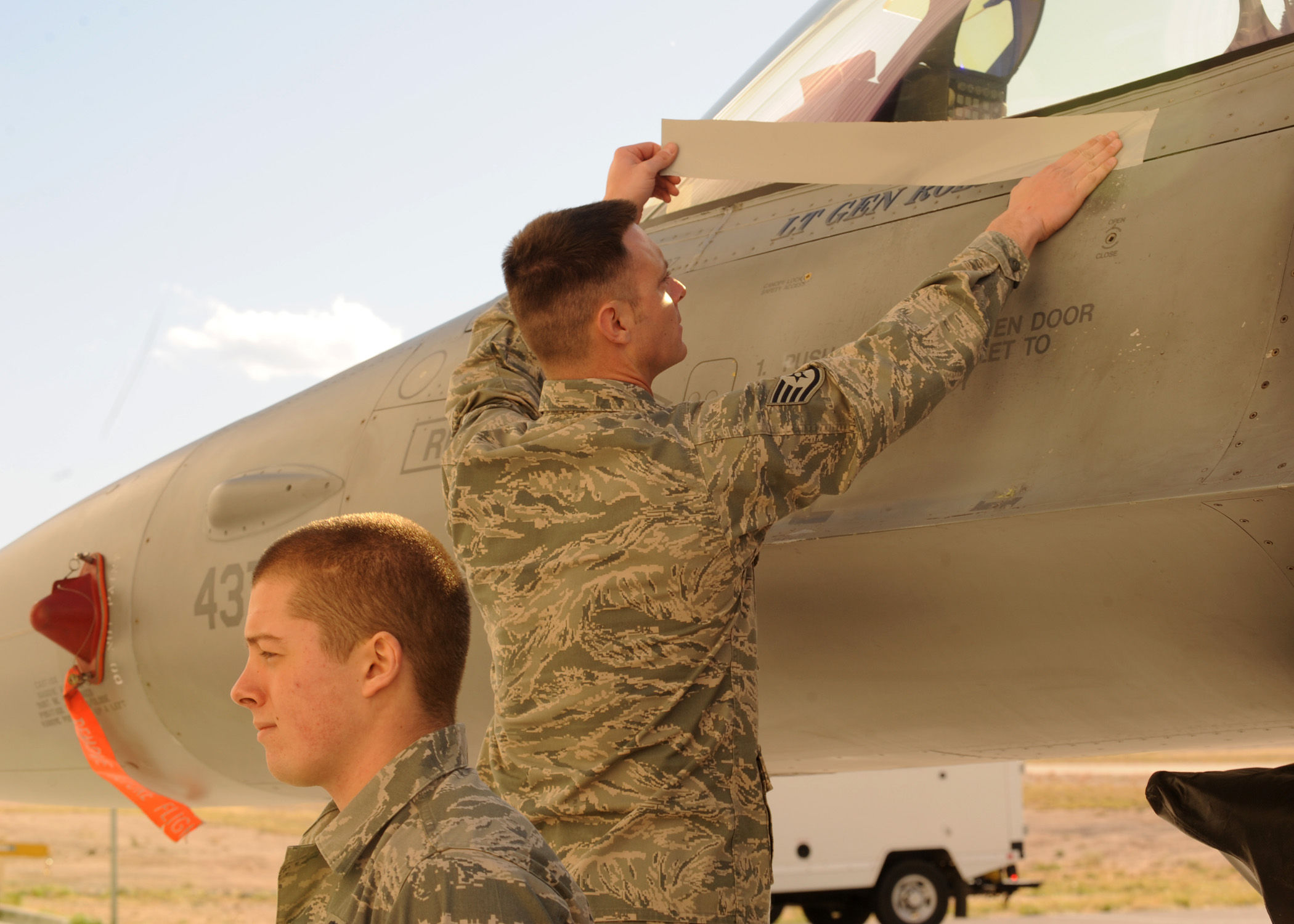 Twelfth Air Force (Air Forces Southern) new commander > 12th