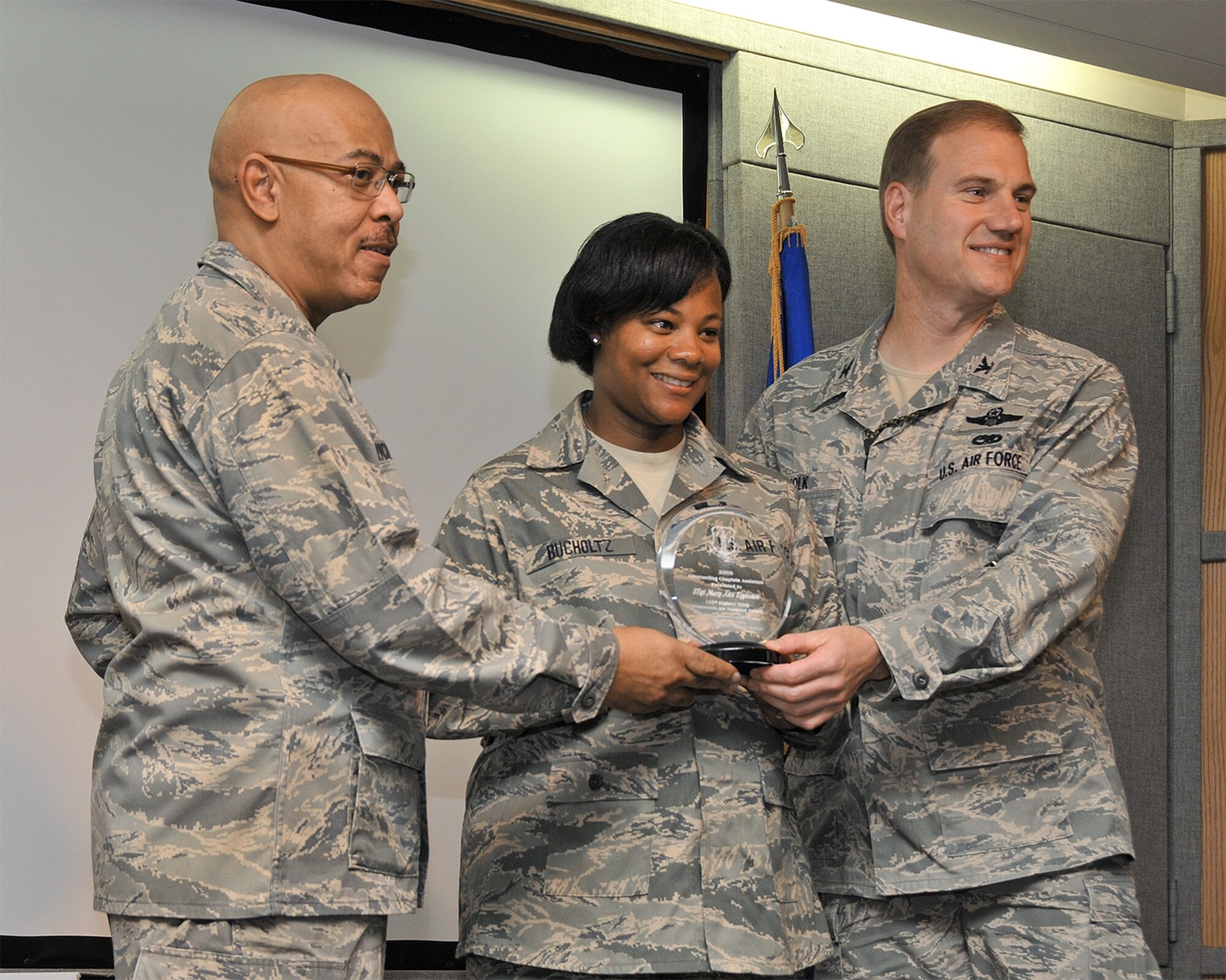 Wisconsin Airman, chaplains assistant uses her faith to serve others