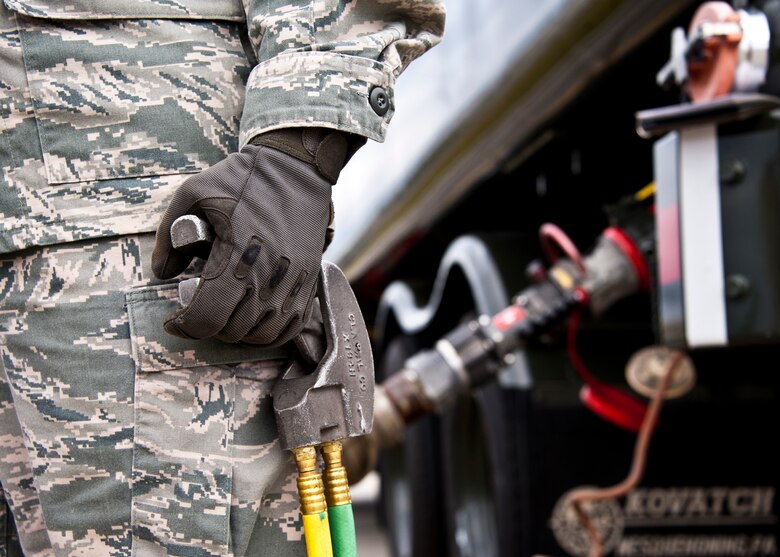 Life cycle of AF fuel onto base and into storage > Eglin Air Force