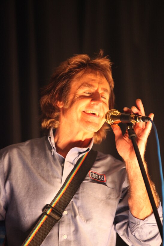 John Parr sings at his concert at USO of North Carolina-Jacksonville on Dec. 3. Parr's concert at the USO was preceded by a show at MCAS Cherry Point. (Official U.S. Marine Corps Photo by Pfc. Jackeline M. Perez Rivera)