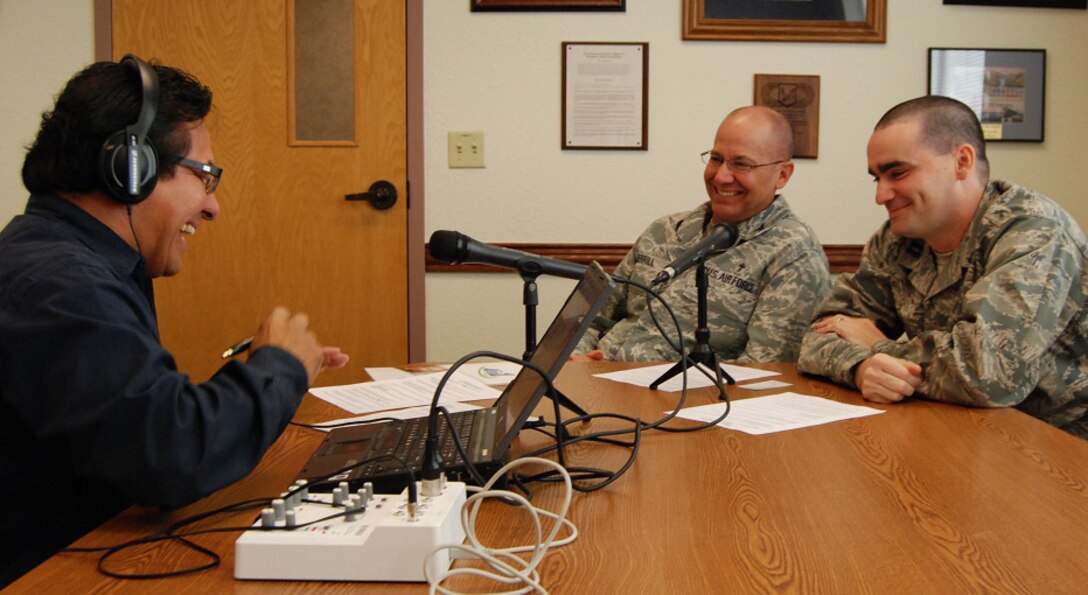 Sheppard Air Force Base Wing Chaplain (Col.) Steven Merrill and Chaplain
(Capt.) Justin Combs interview for an upcoming K-LOVE 90.5 FM radio
broadcast with regional public affairs manager Felipe Aguilar Dec 1, 2011. The broadcast focused on the Chaplain Corps ministry support for military personnel and their families. The Closer Look segment airs on Sundays from 7 - 7:30 a.m.
www.closerlook@klove.com (U.S. Air Force photo/Debi
Smith)