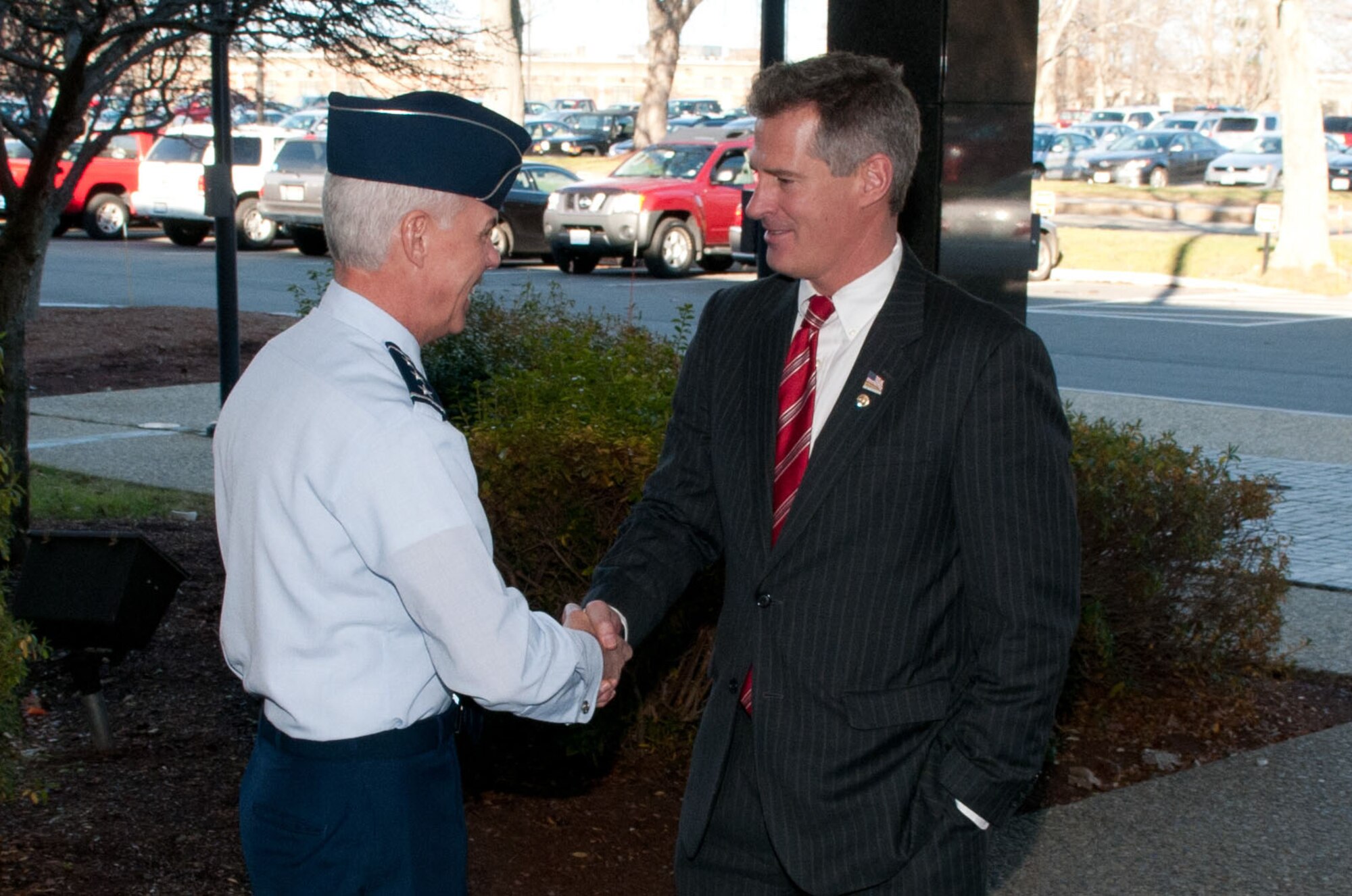 HANSCOM AIR FORCE BASE, Mass. – Lt. Gen. CR Davis (left), Electronic Systems Center commander, greets Sen. Scott Brown upon his arrival to Hanscom Dec. 2. The senator visited the base to gain a better understanding of the ESC mission. (U.S. Air Force photo by Rick Berry)