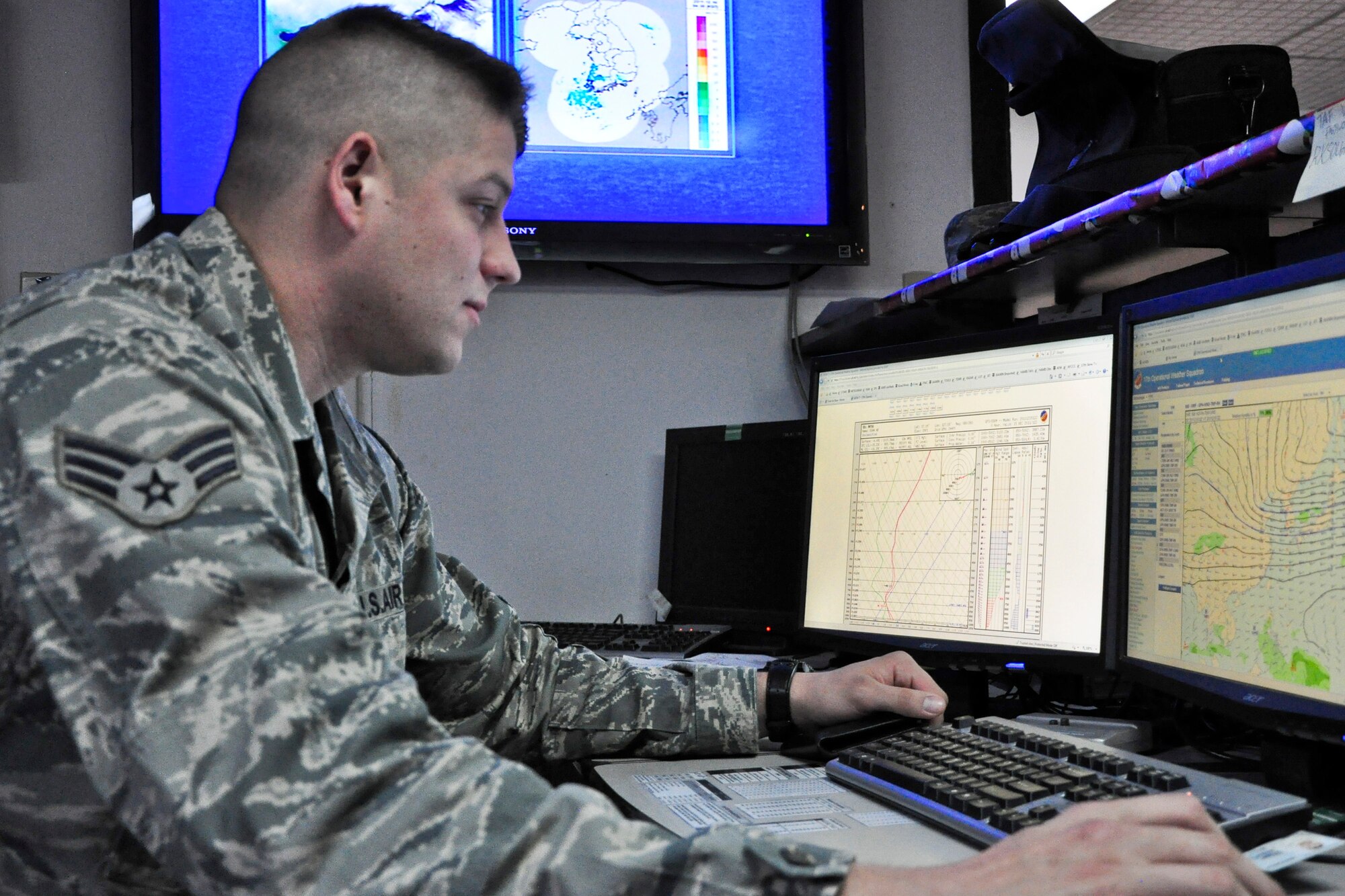 Senior Airman Jason Leaver, 51st Operations Support Squadron