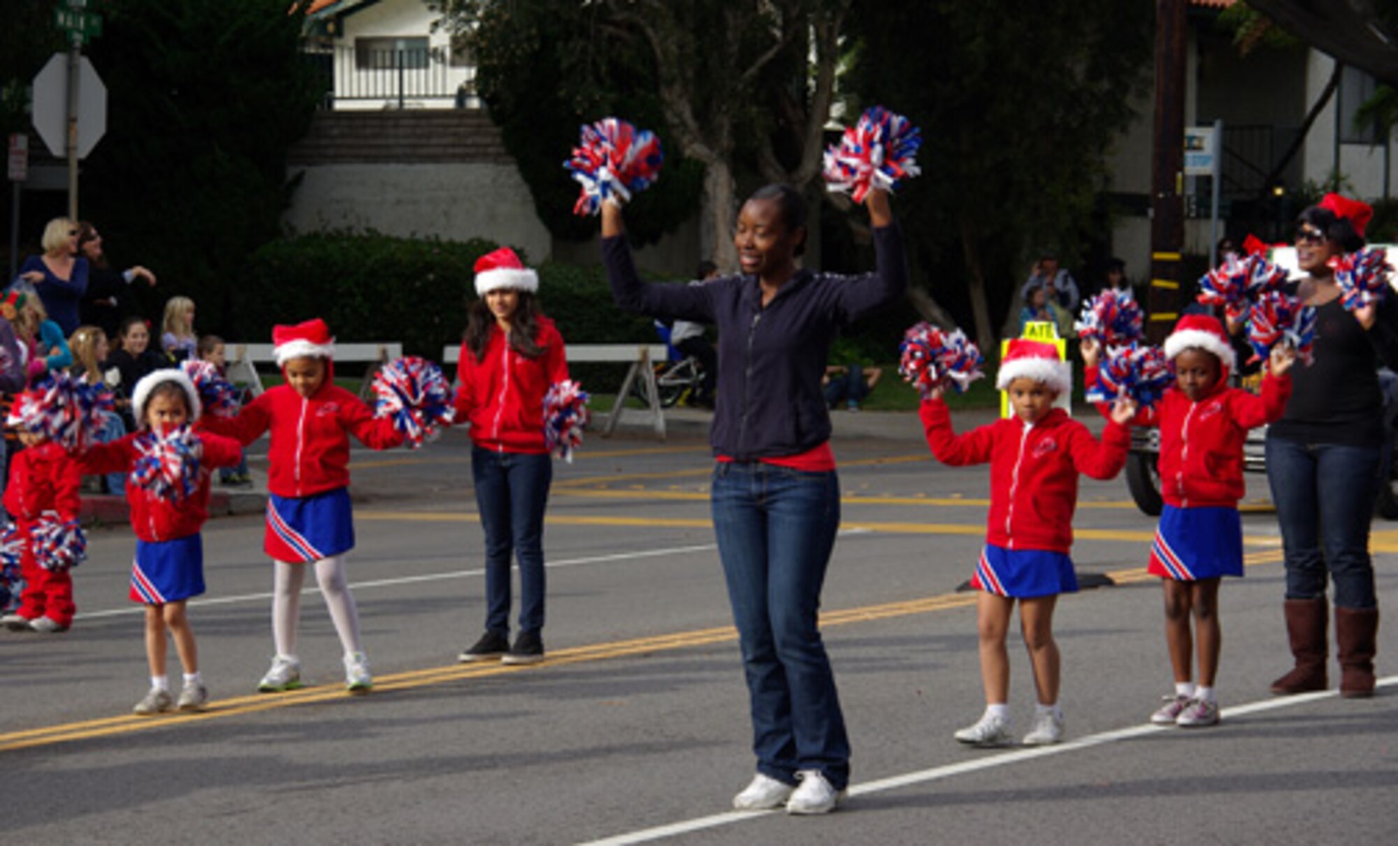 LAAFB Represented in El Segundo Holiday Parade > Los Angeles Air Force