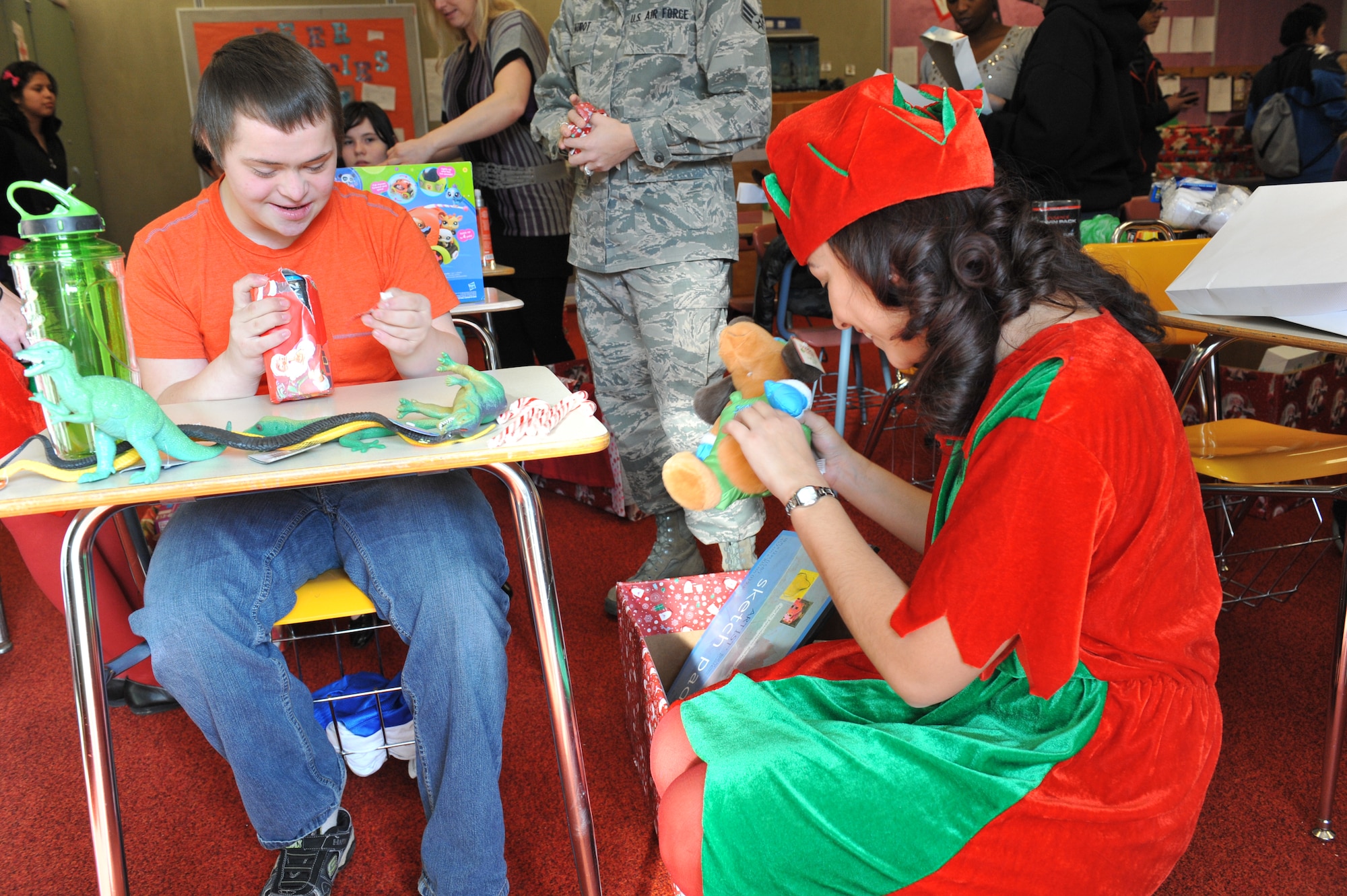 (U.S. Air Force photo/Kimberley Cook)