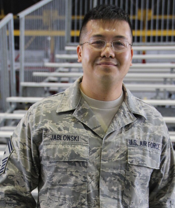 "I need to be a role model. I can't expect others to stay fit if I'm
not fit."--Senior Master Sgt. Roderick Jablonski, 932nd MXS, First Sergeant.
(U.S. Air Force photo/Senior Airman Jessica-Davila-Caba)