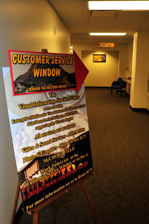McChord Field Visual Information Services Center open for business > Team McChord > Article Display