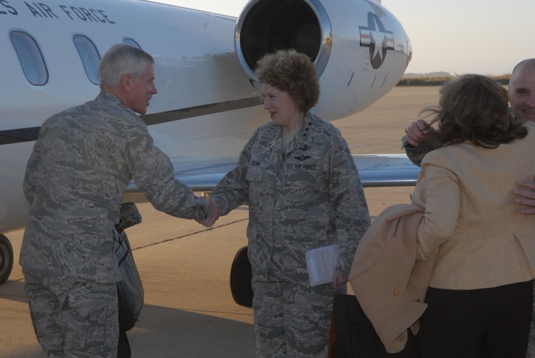 VANDENBERG AIR FORCE BASE, Calif. – Gen. William Shelton, the Air Force Space Command commander, is greeted by Lt. Gen. Susan Helms, the14th Air Force and Joint Functional Component Command for Space commander, upon his arrival here Wednesday, Feb.2, 2011. General Shelton addressed Vandenberg for the first time at a commander’s call here after taking command of AFSPC on Jan. 5. (U.S. Air Force photo/Jerry E. Clemens Jr.) 