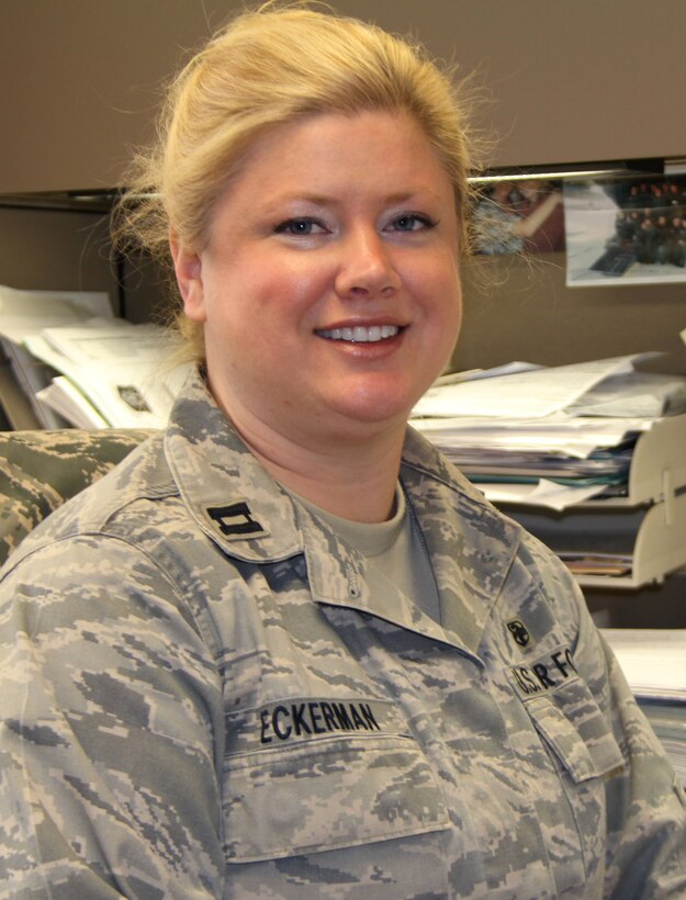 Scott Air Force Base, Il--Capt. Rachelle Eckerman, 932nd Aeromedical Evacuation Squadron, has been named the Civilian of the Year, Category II, for the 932nd Airlift Wing.  She  will now compete at the base-wide competition. Captain Eckerman is an Air Reserve Technician. (U.S. Air Force photo/Tech. Sgt. Dan Oliver) 