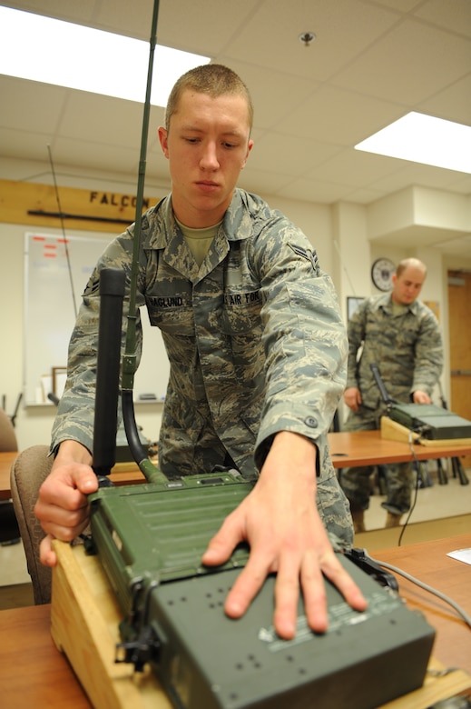 U.S. Air Force Tactical Air Control Party class Falcon 86 assembles and trouble shoots radios during a progress check at the TACP school house, Hurlburt Field, Fla., Jan. 26, 2011. The TACP training school involves rigorous academic and physical training standards. (U.S. Air Force photo by Airman 1st Class Caitlin O’Neil-McKeown/RELEASED)



