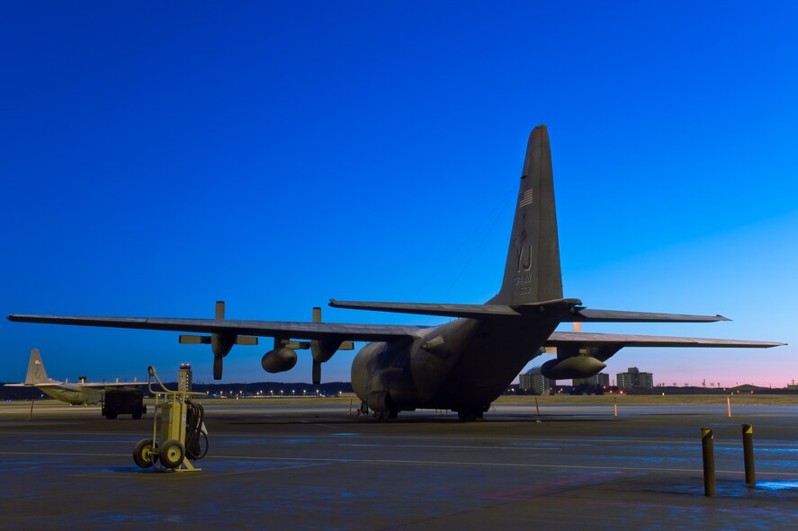 YOKOTA AIR BASE, Japan -- A C-130 Hercules stands ready despite freezing temperatures here, Feb. 13. (U.S. Air Force photo/Osakabe Yasuo)