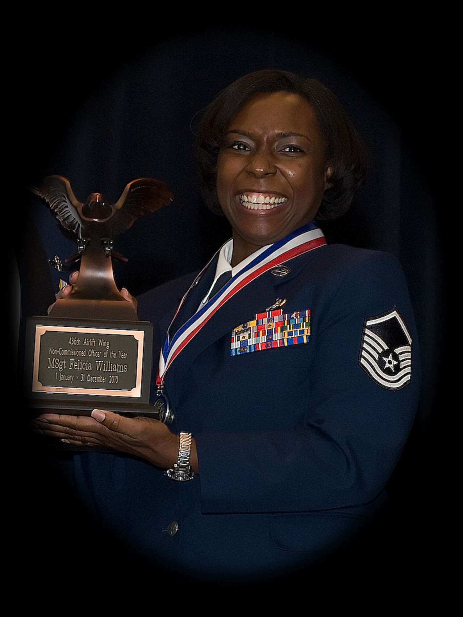 Noncommissioned Officer of the Year
Master Sgt. Felecia Williams, 436th Logicstics Readiness Squadron customer support section chief